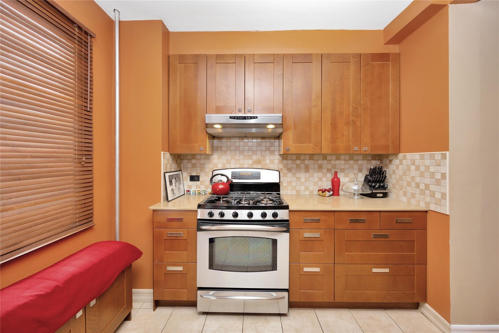 Single Family 64  Queens, NY 11385, MLS-858269-12