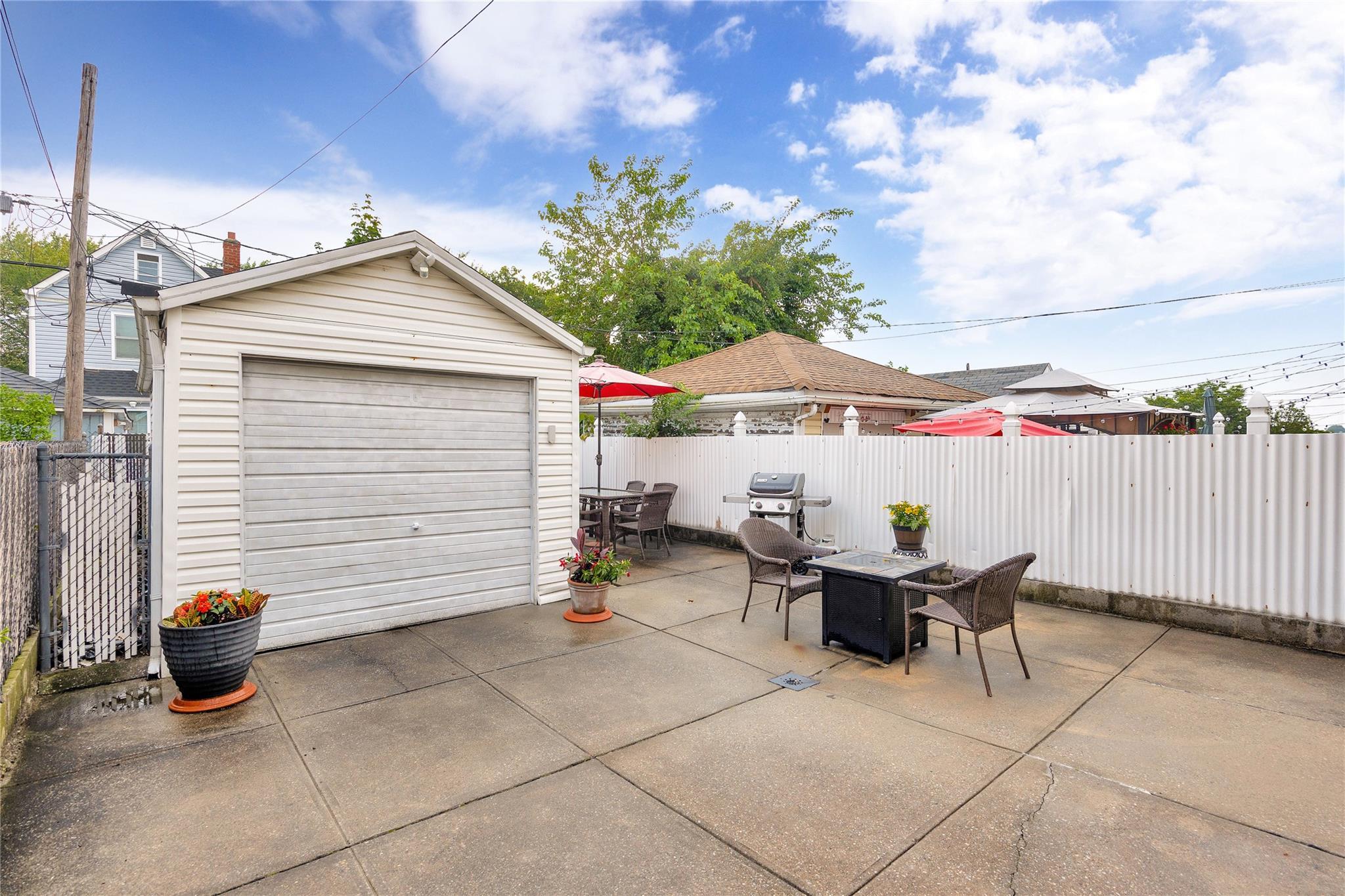 Single Family 64  Queens, NY 11385, MLS-858269-24