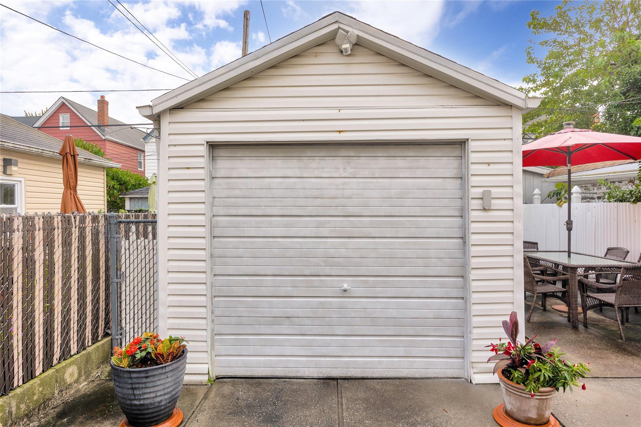 Single Family 64  Queens, NY 11385, MLS-858269-26
