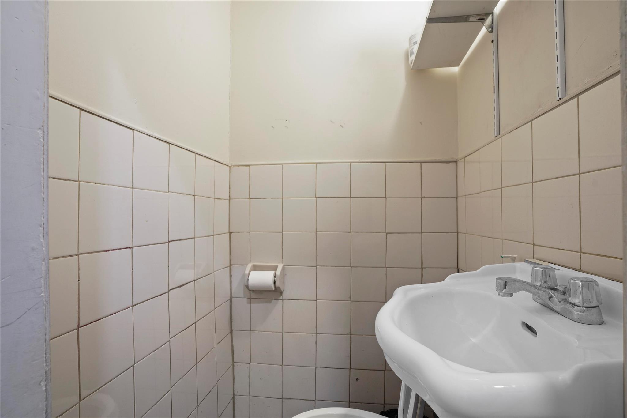 Commercial Sale 6th  Brooklyn, NY 11223, MLS-858279-34