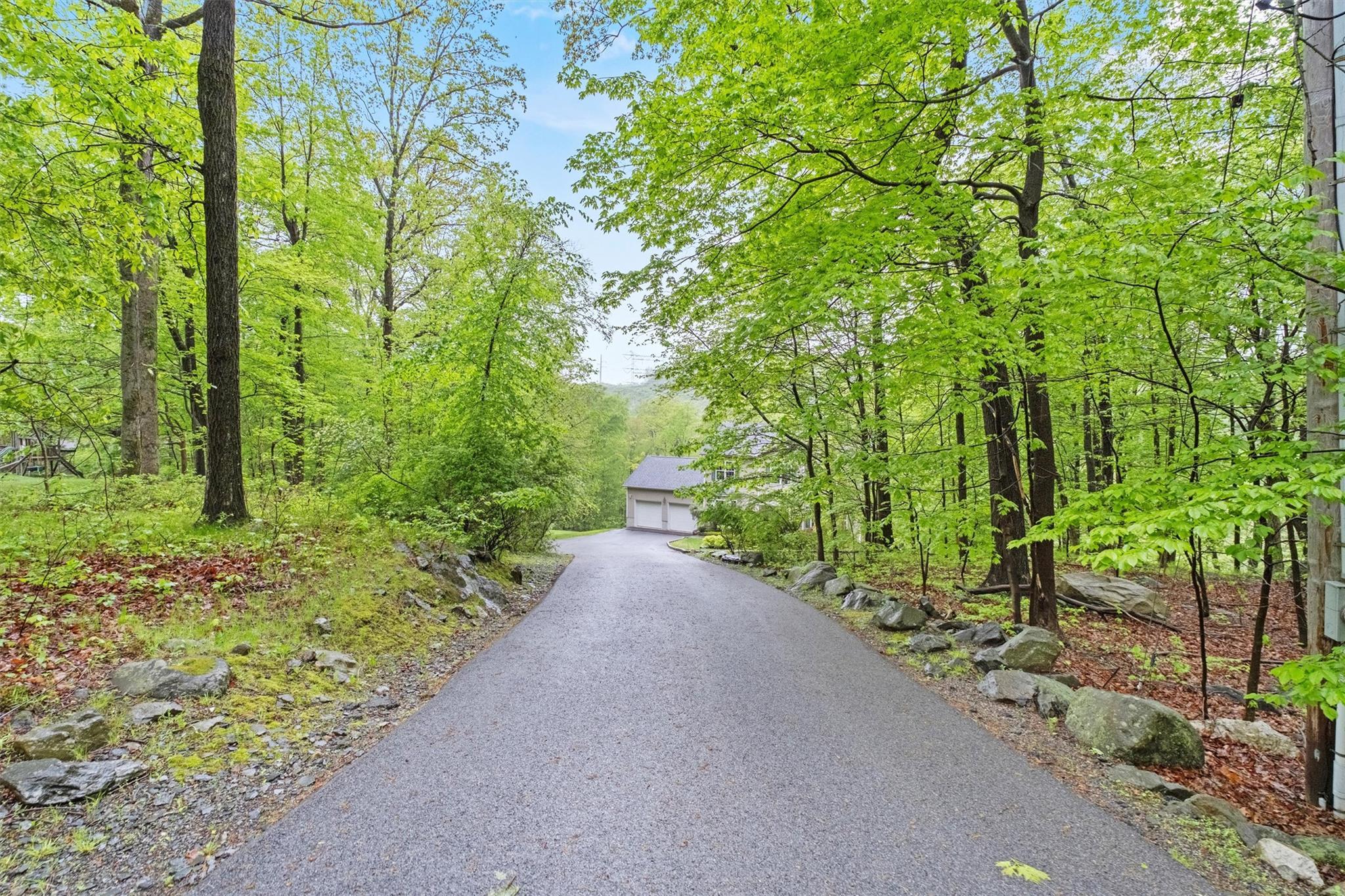 Single Family Hessian Hills  Westchester County, NY 10520, MLS-858281-3