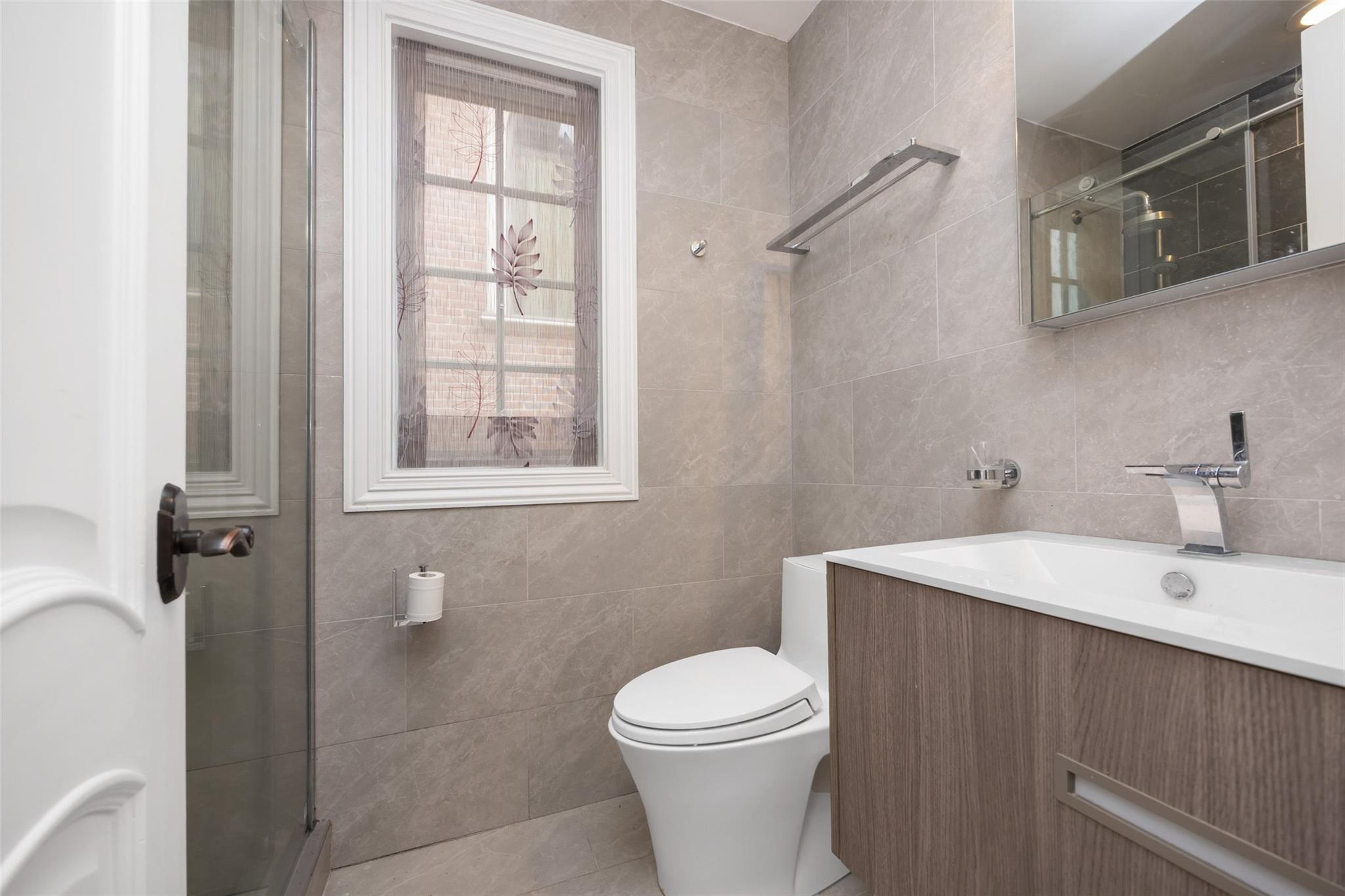 Single Family 6th  Queens, NY 11357, MLS-858284-11
