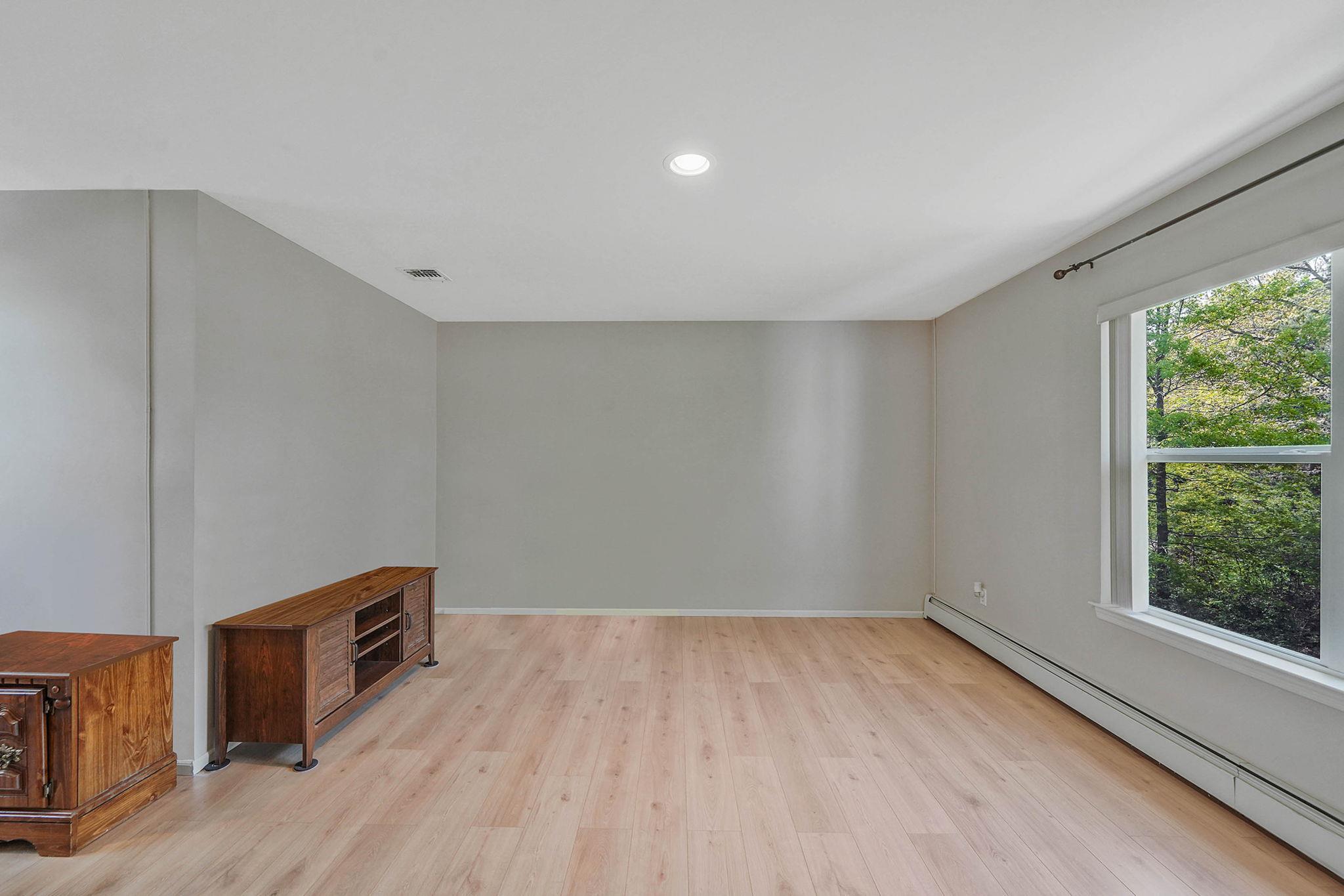 Single Family Gingham  Suffolk County, NY 11961, MLS-858297-29
