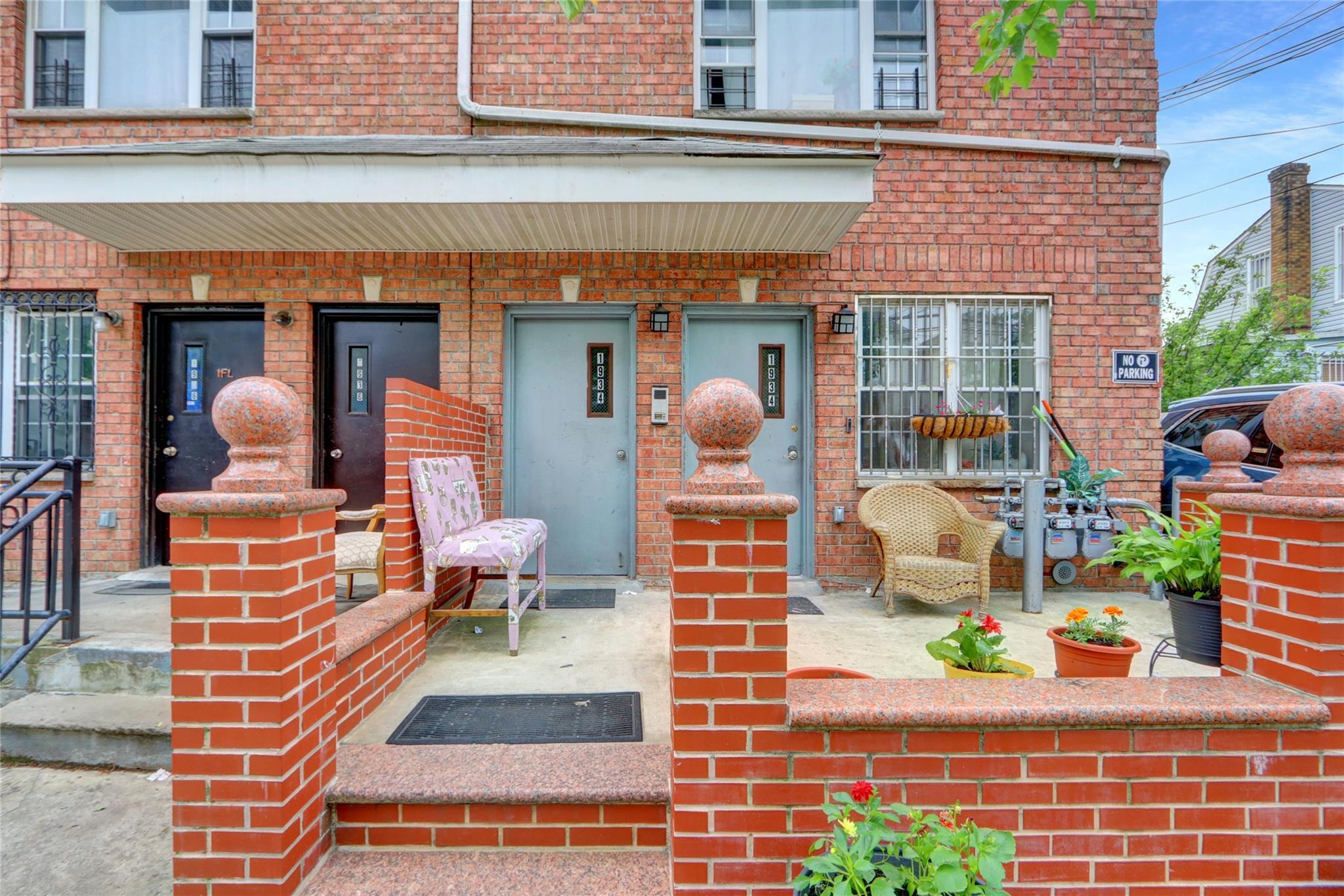 Single Family Chatterton  Bronx, NY 10472, MLS-858300-2