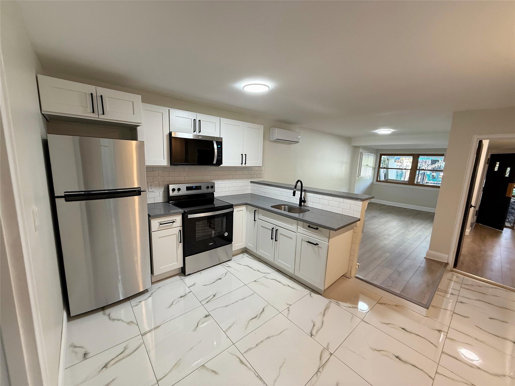 Single Family Eastchester  Bronx, NY 10469, MLS-858302-16