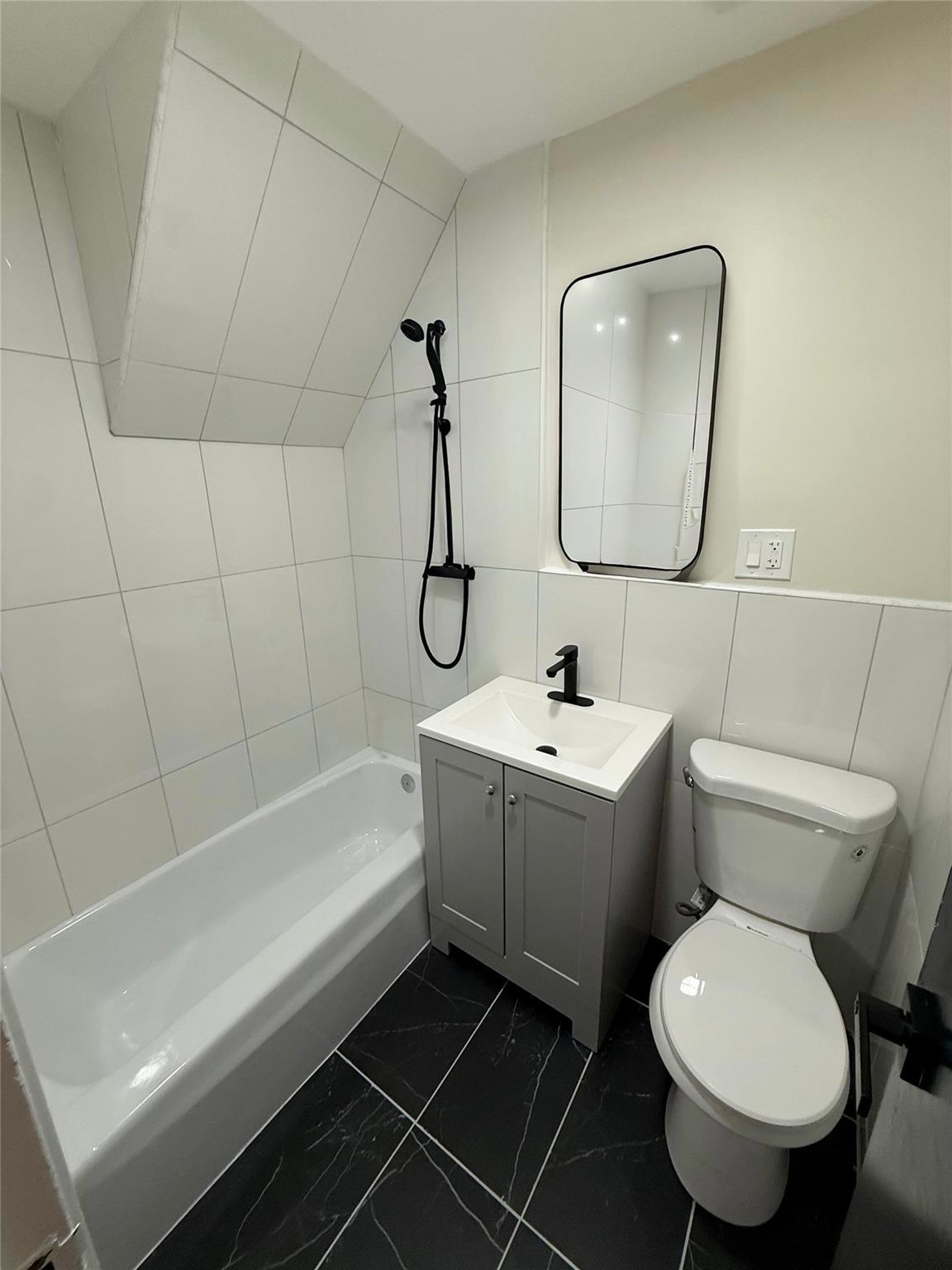 Single Family Eastchester  Bronx, NY 10469, MLS-858302-19