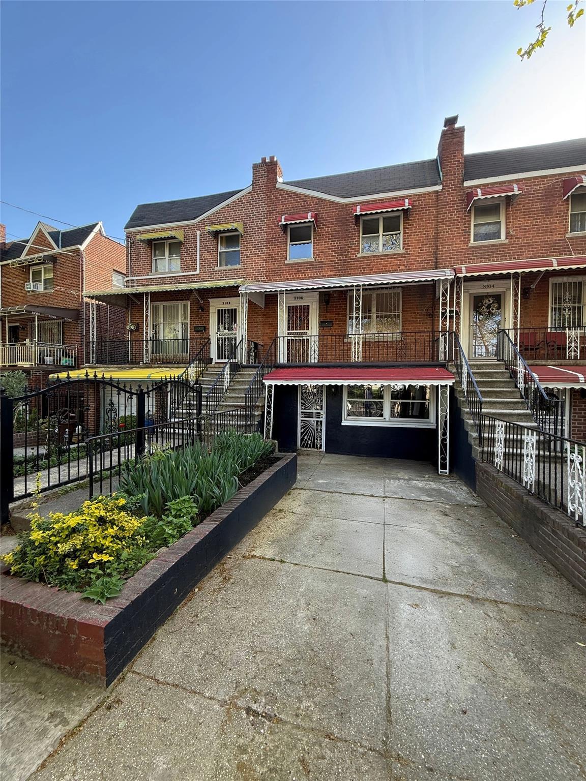 Single Family Eastchester  Bronx, NY 10469, MLS-858302-2