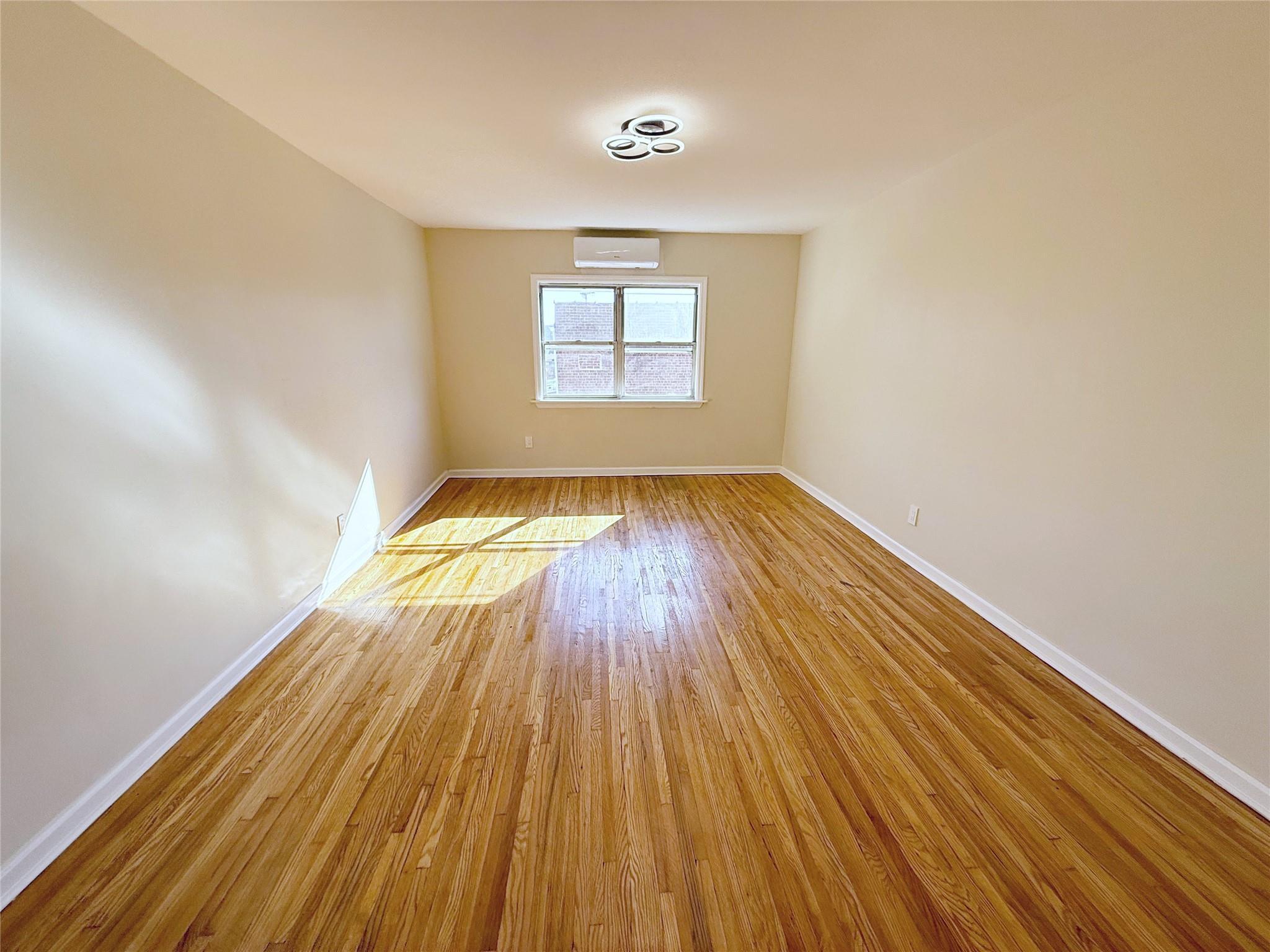 Single Family Eastchester  Bronx, NY 10469, MLS-858302-8