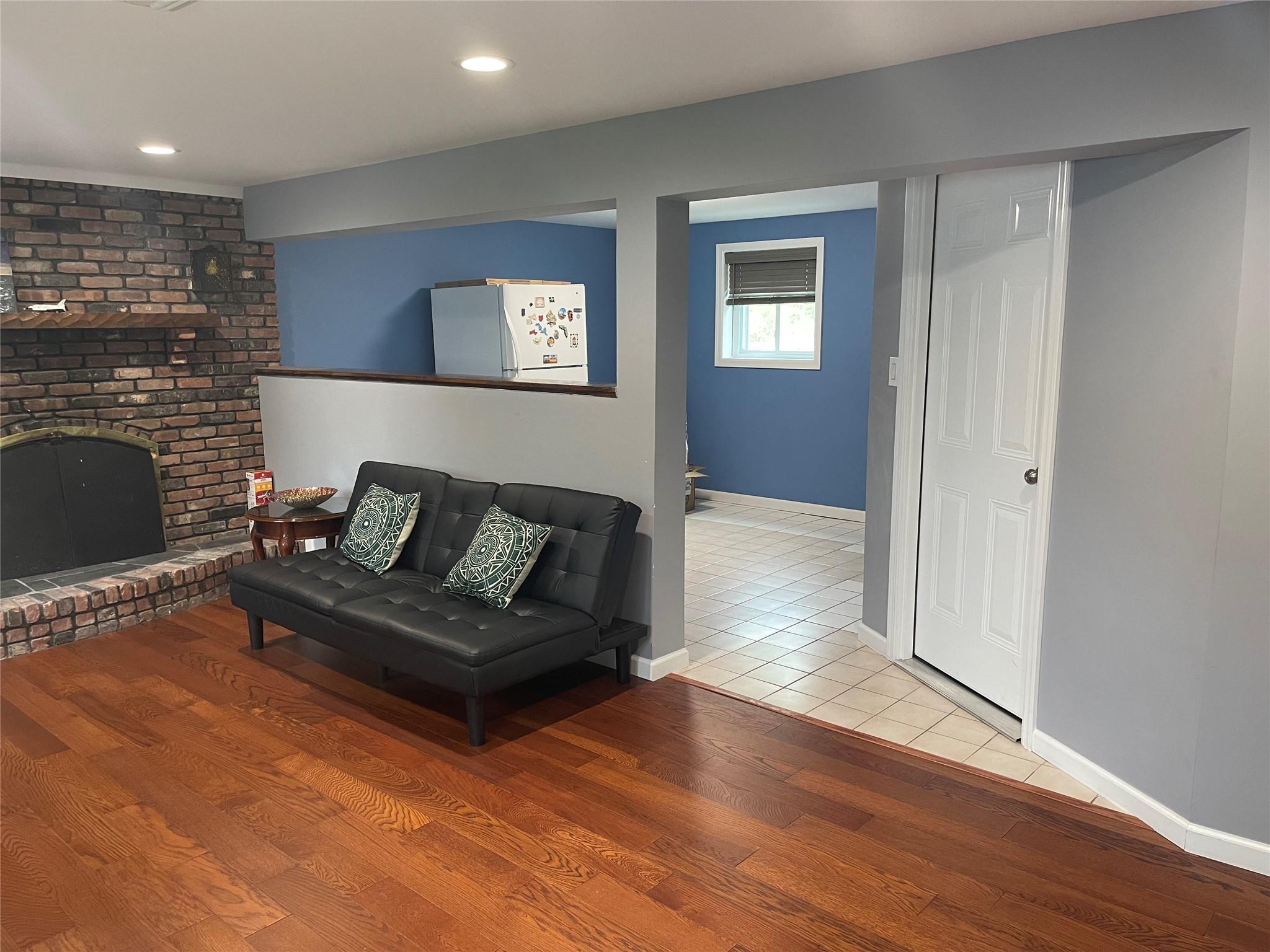 Single Family Plymouth  Suffolk County, NY 11746, MLS-858306-31