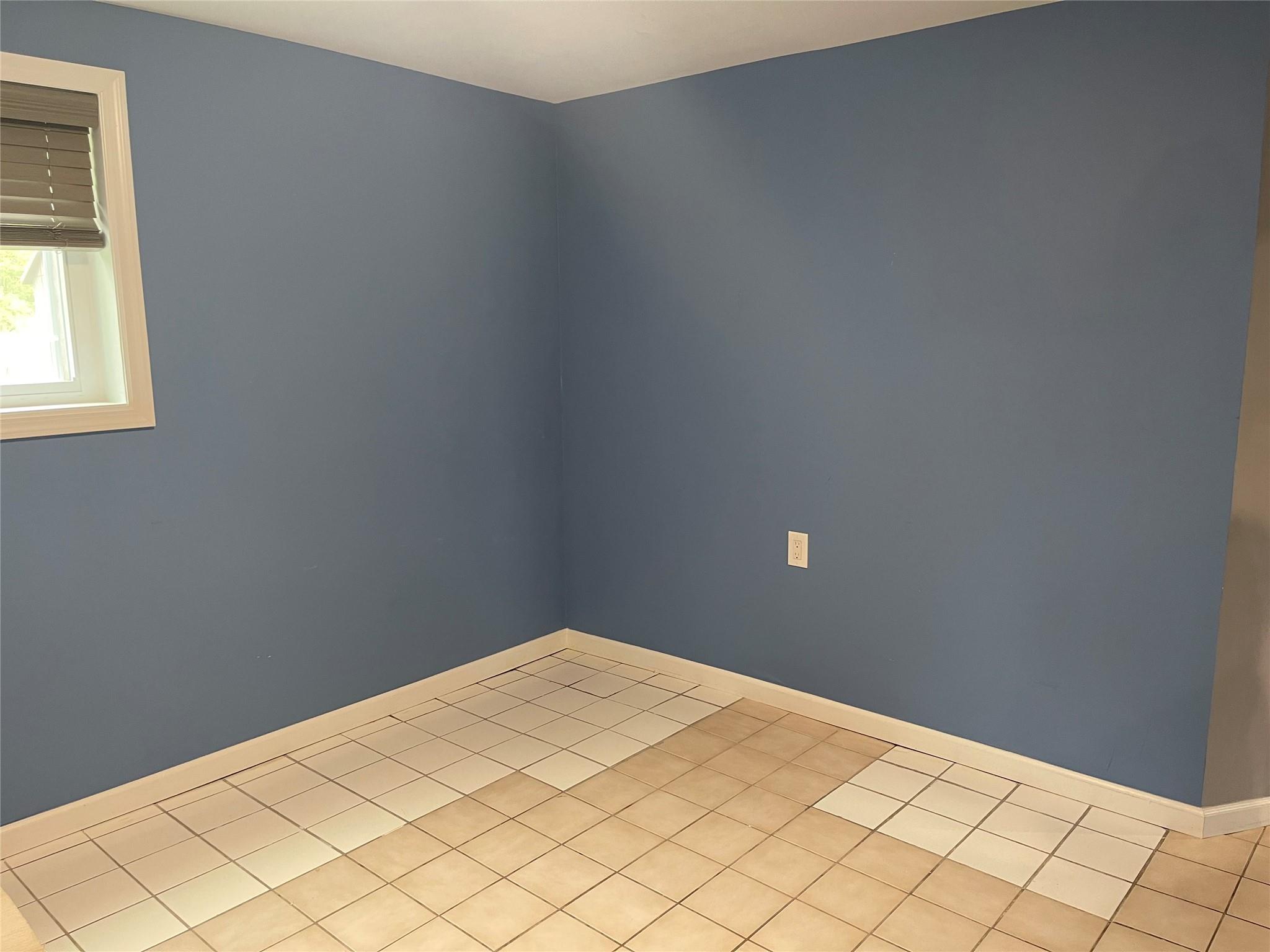 Single Family Plymouth  Suffolk County, NY 11746, MLS-858306-35
