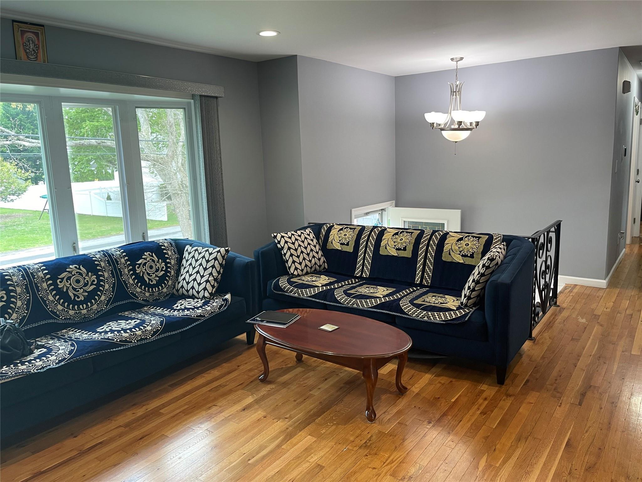 Single Family Plymouth  Suffolk County, NY 11746, MLS-858306-6