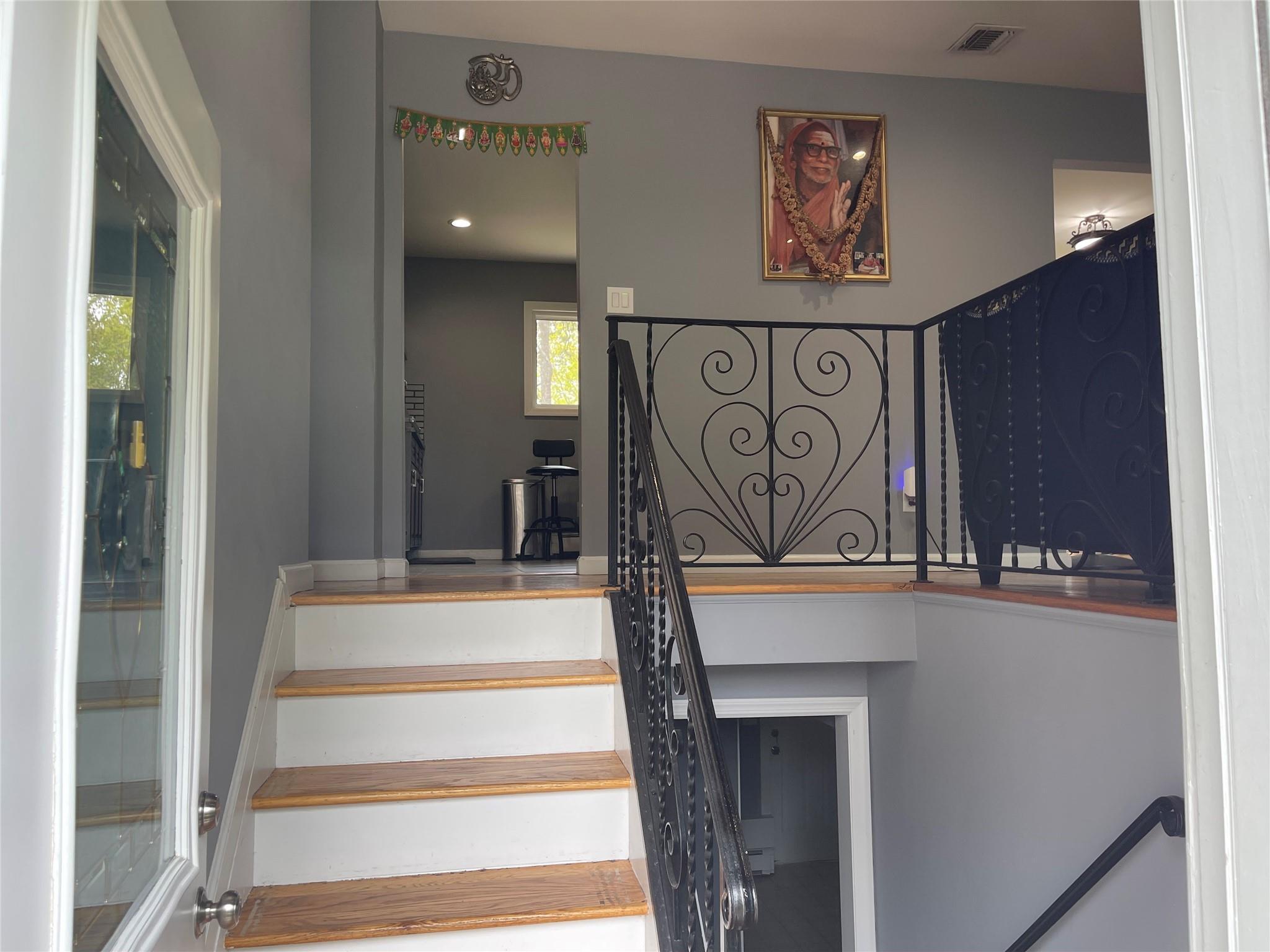 Single Family Plymouth  Suffolk County, NY 11746, MLS-858306-8