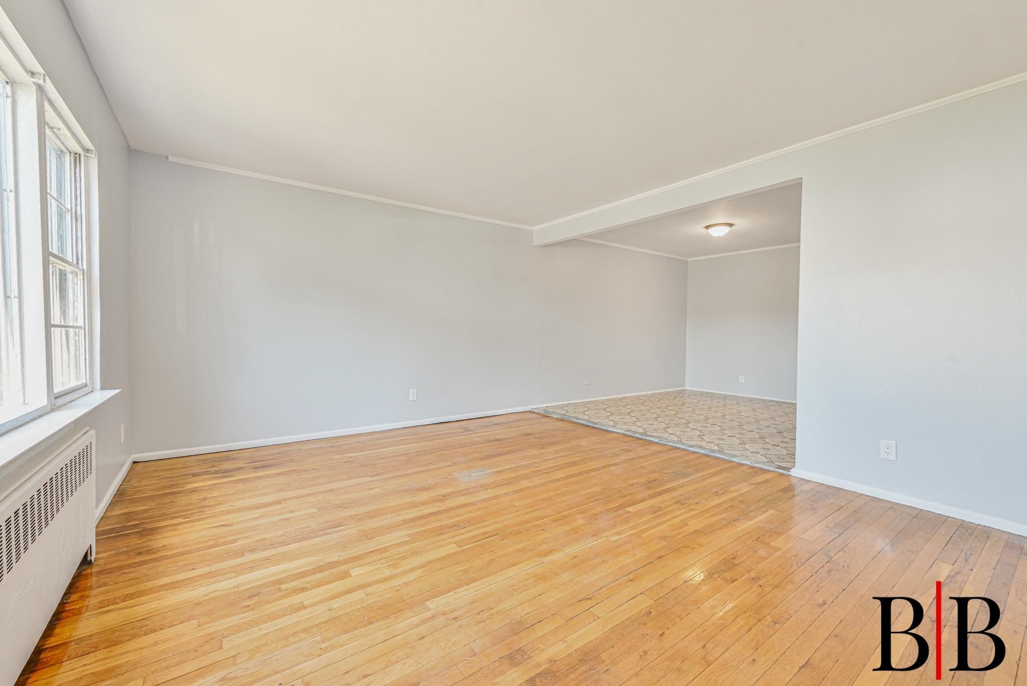 Single Family East 92 Street  Brooklyn, NY 11236, MLS-858309-6