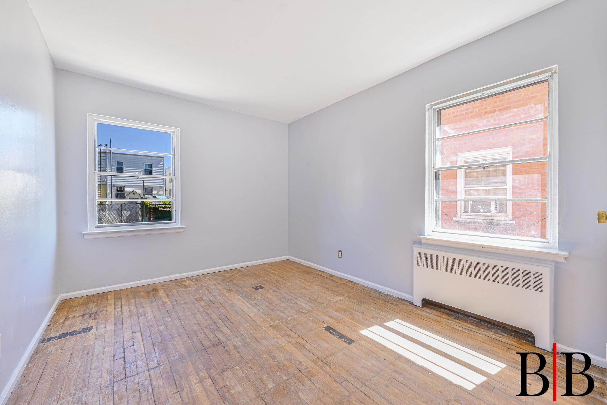 Single Family East 92 Street  Brooklyn, NY 11236, MLS-858309-8