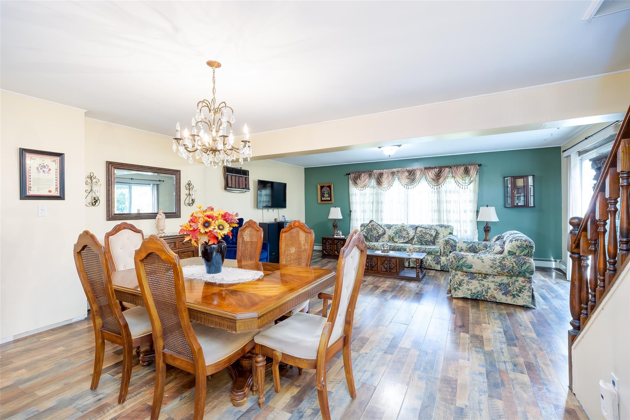 Single Family Atlas  Nassau County, NY 11801, MLS-858311-16