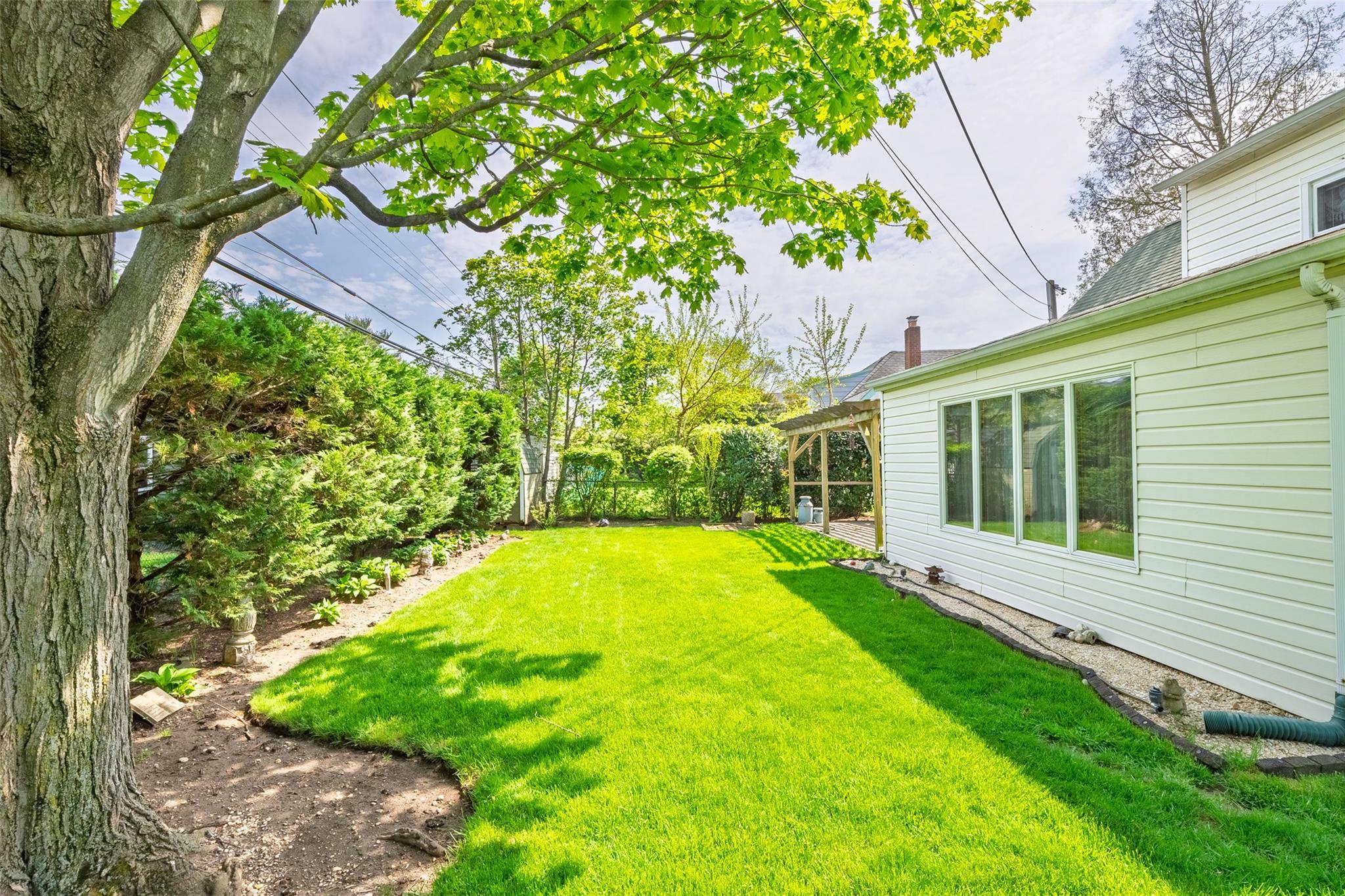 Single Family Atlas  Nassau County, NY 11801, MLS-858311-2