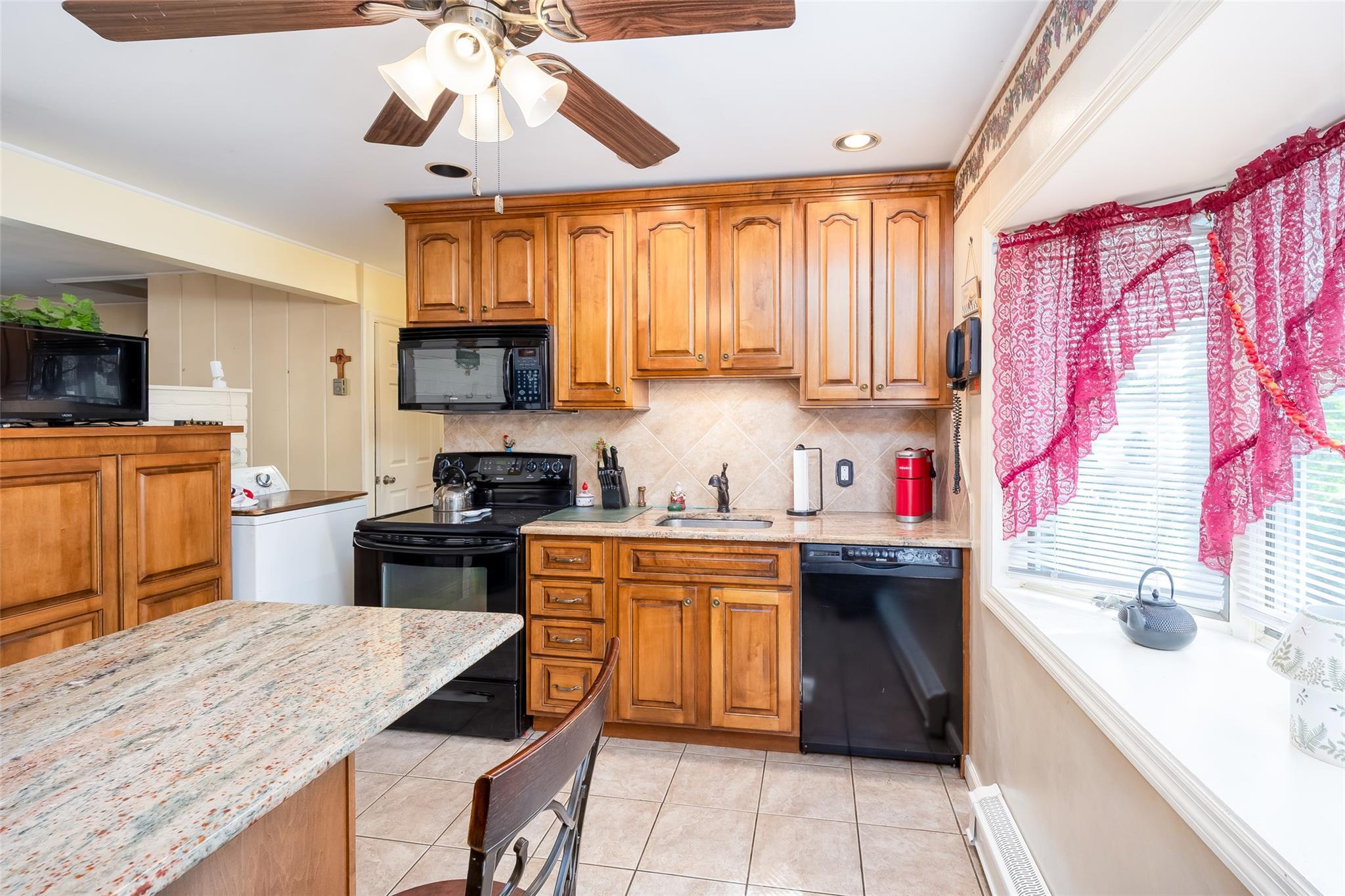 Single Family Atlas  Nassau County, NY 11801, MLS-858311-5