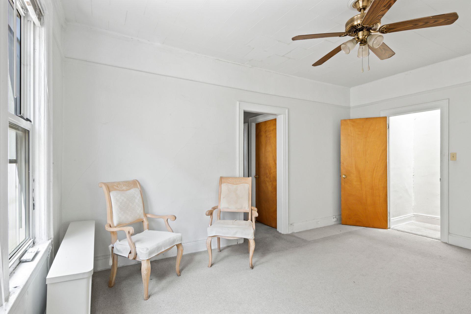 Single Family 35th  Queens, NY 11105, MLS-858325-13