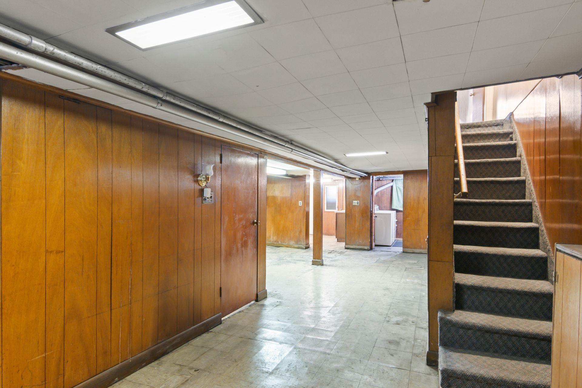 Single Family 35th  Queens, NY 11105, MLS-858325-24