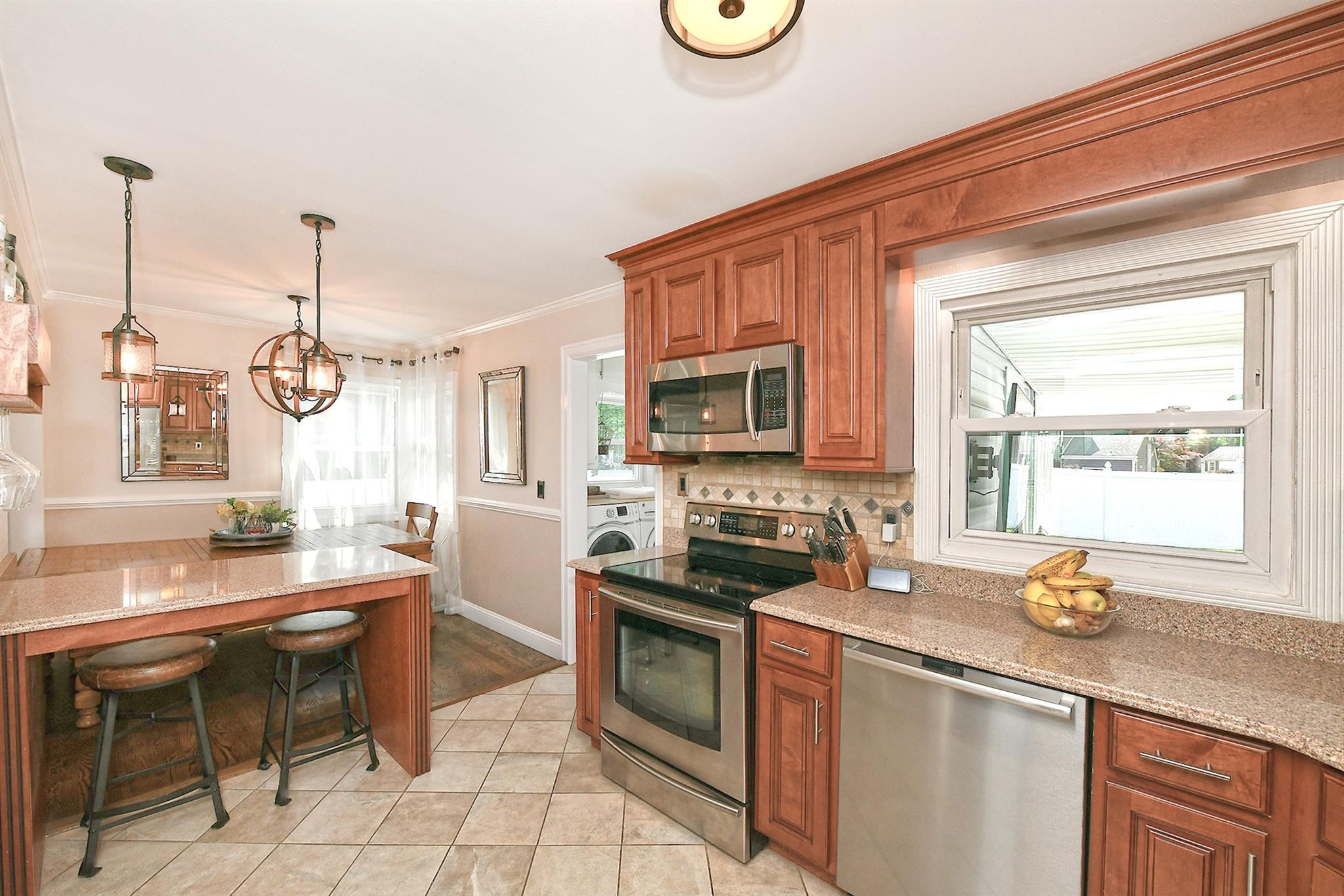 Single Family Park  Suffolk County, NY 11746, MLS-858336-9