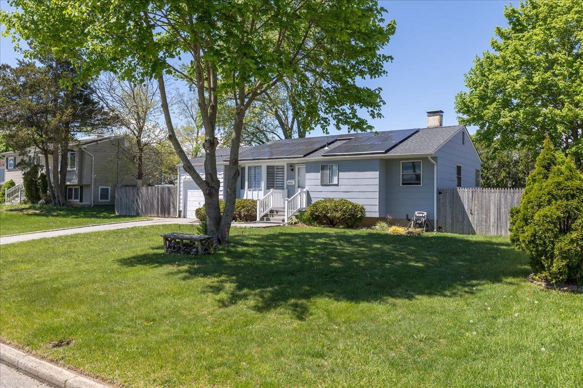 Single Family Rhode Island  Suffolk County, NY 11763, MLS-858339-2
