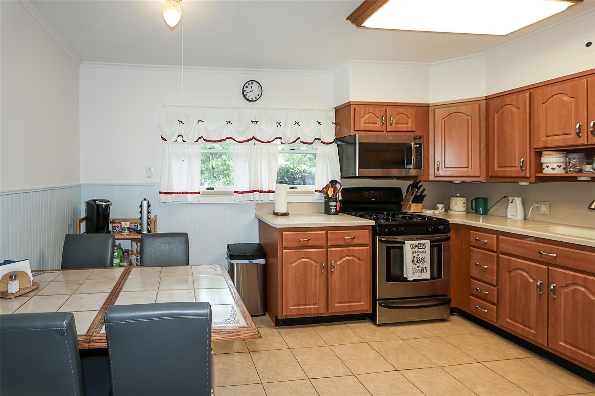Single Family Collins  Nassau County, NY 11542, MLS-858345-3