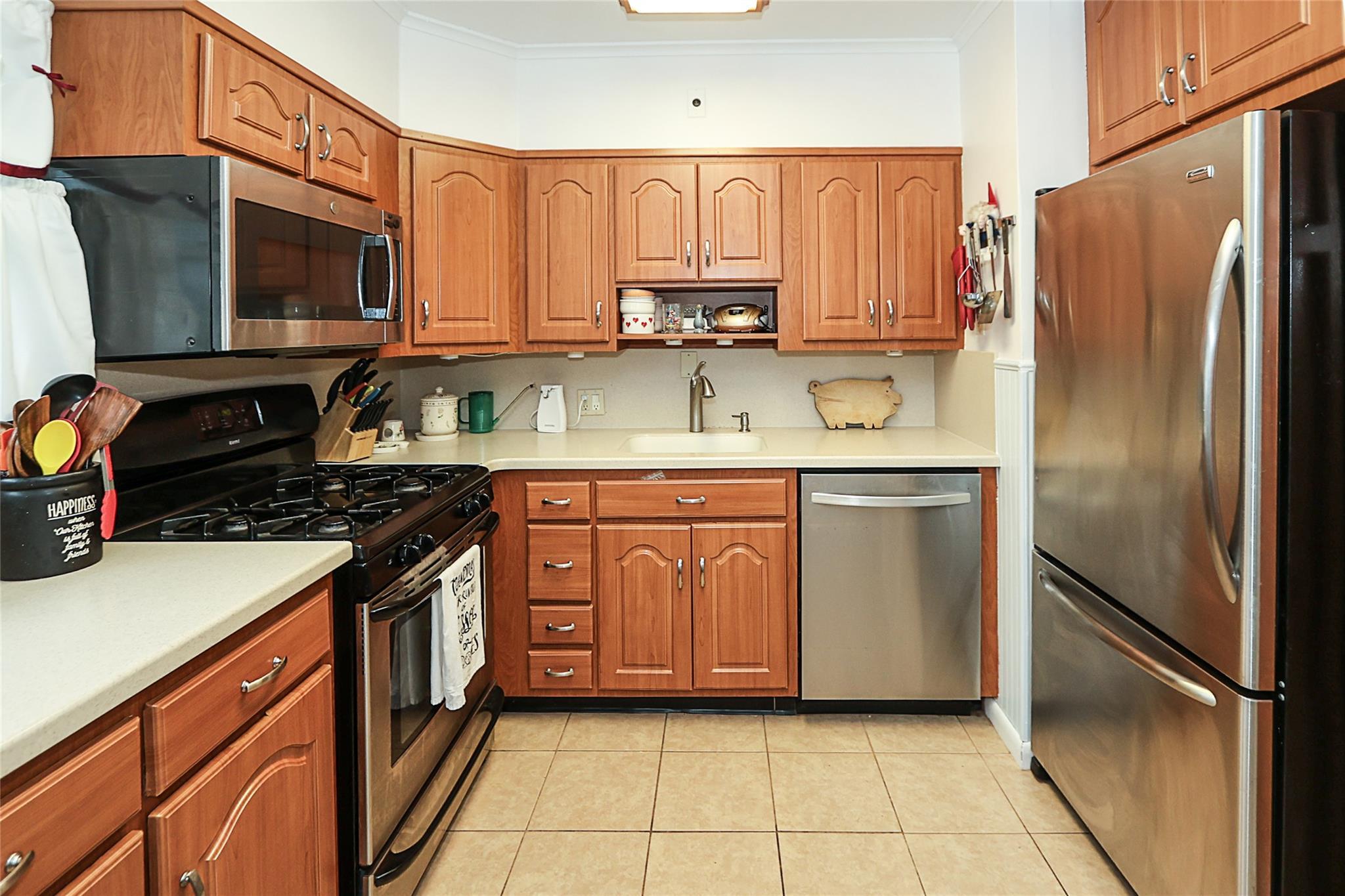 Single Family Collins  Nassau County, NY 11542, MLS-858345-6