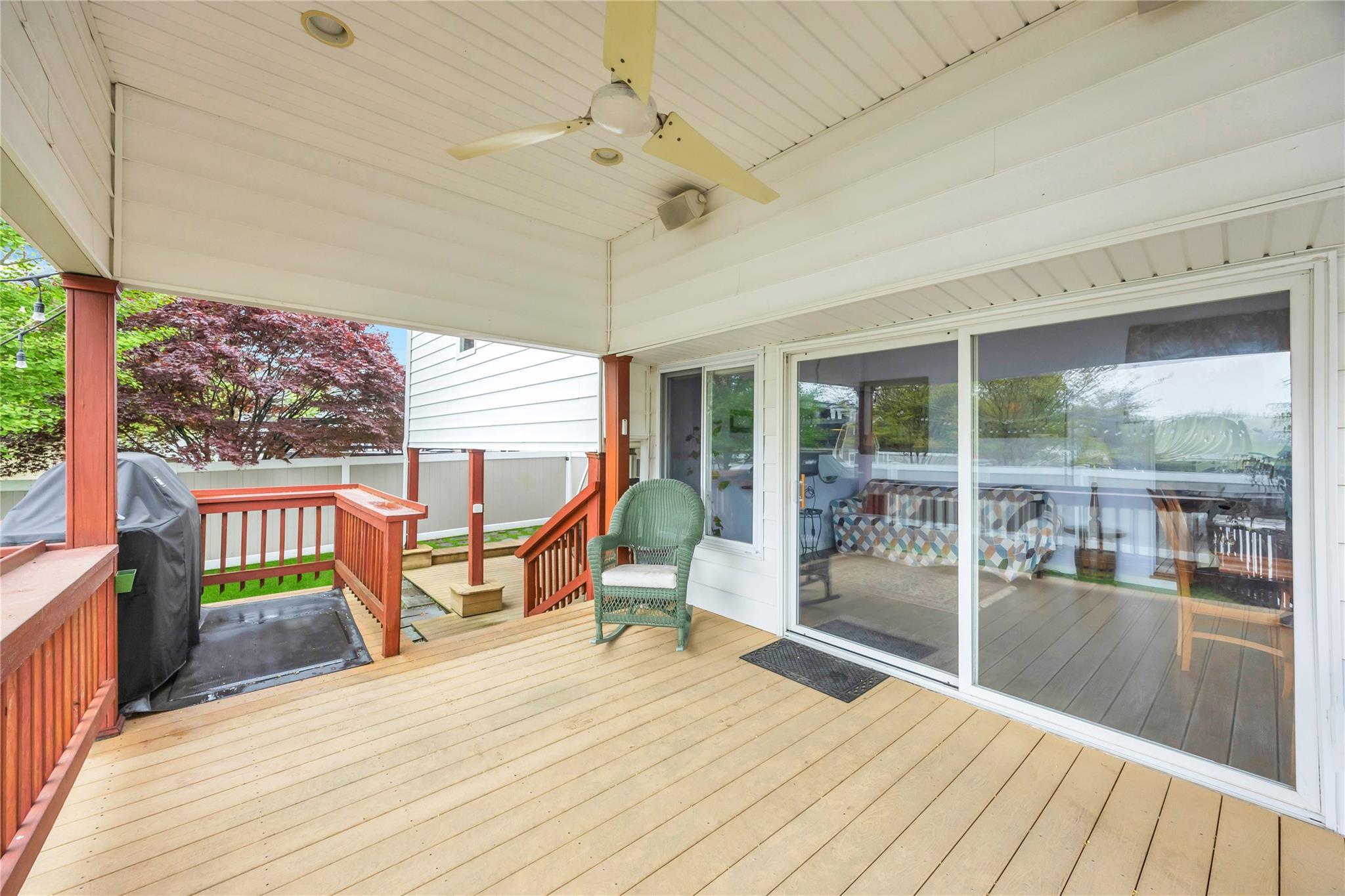Single Family Park  Nassau County, NY 11570, MLS-858352-24