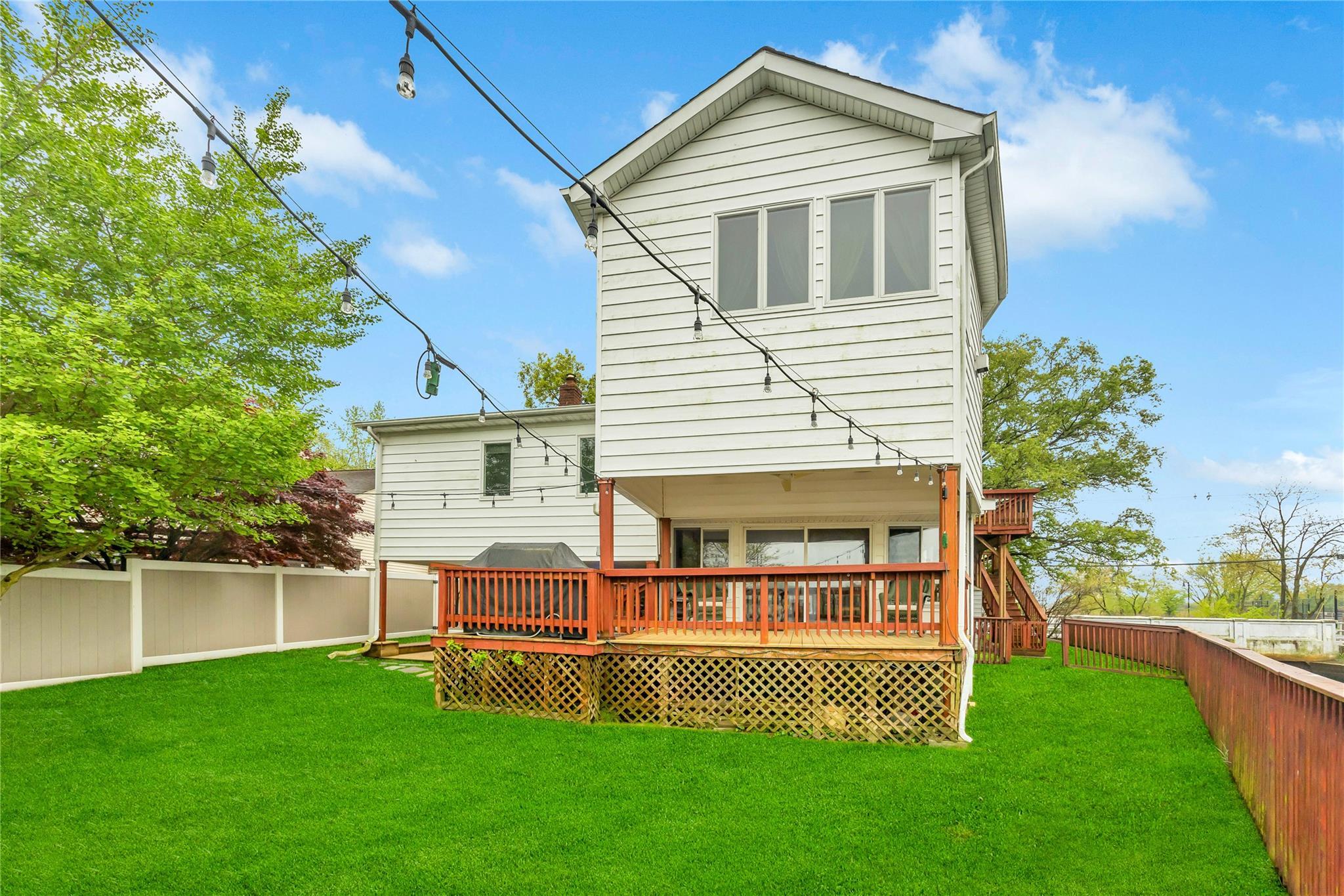 Single Family Park  Nassau County, NY 11570, MLS-858352-27