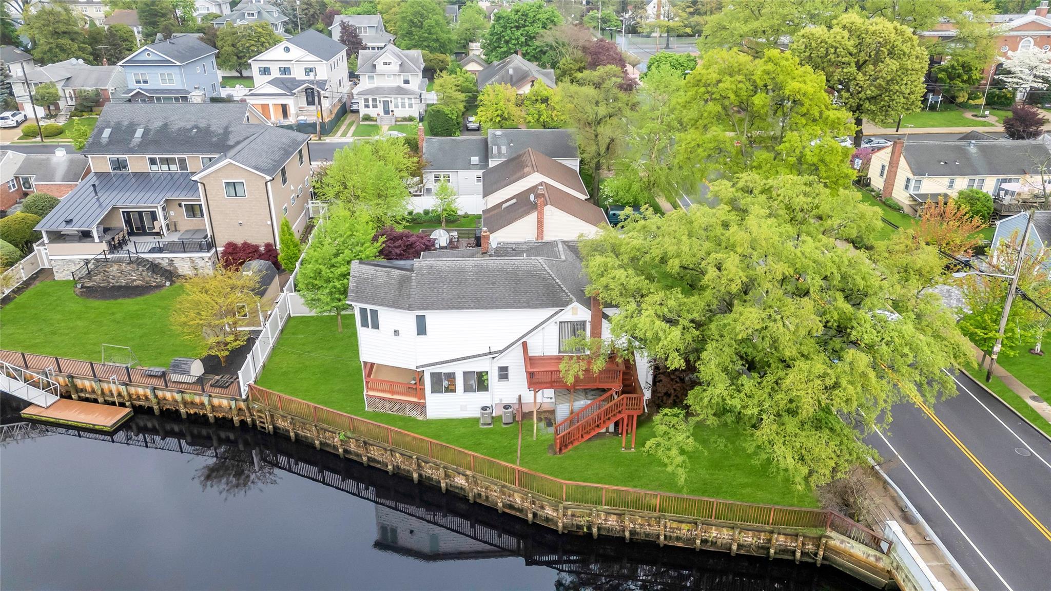 Single Family Park  Nassau County, NY 11570, MLS-858352-31