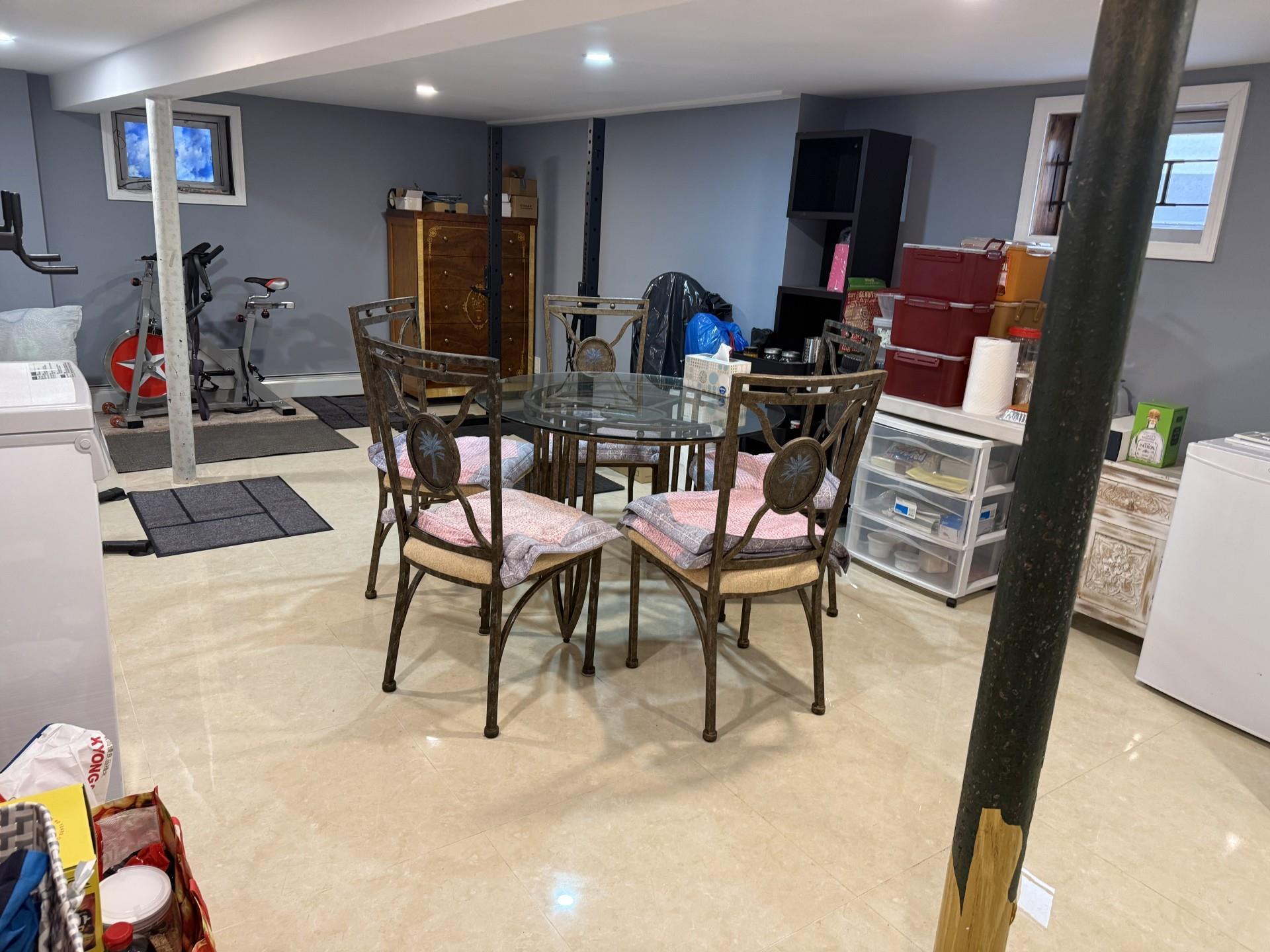 Single Family 33 Queens, NY 11354, MLS-858367-15