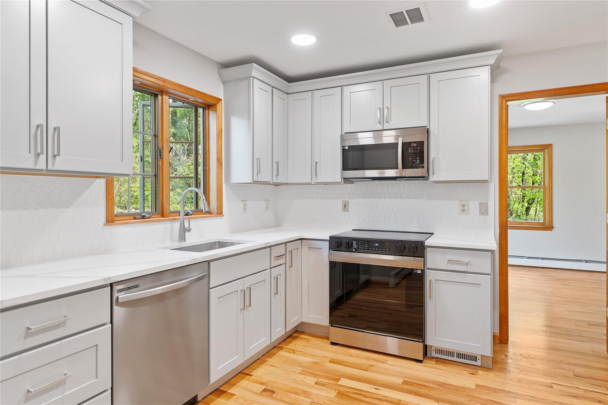 Single Family Plattekill Ardonia  Ulster County, NY 12589, MLS-858375-11