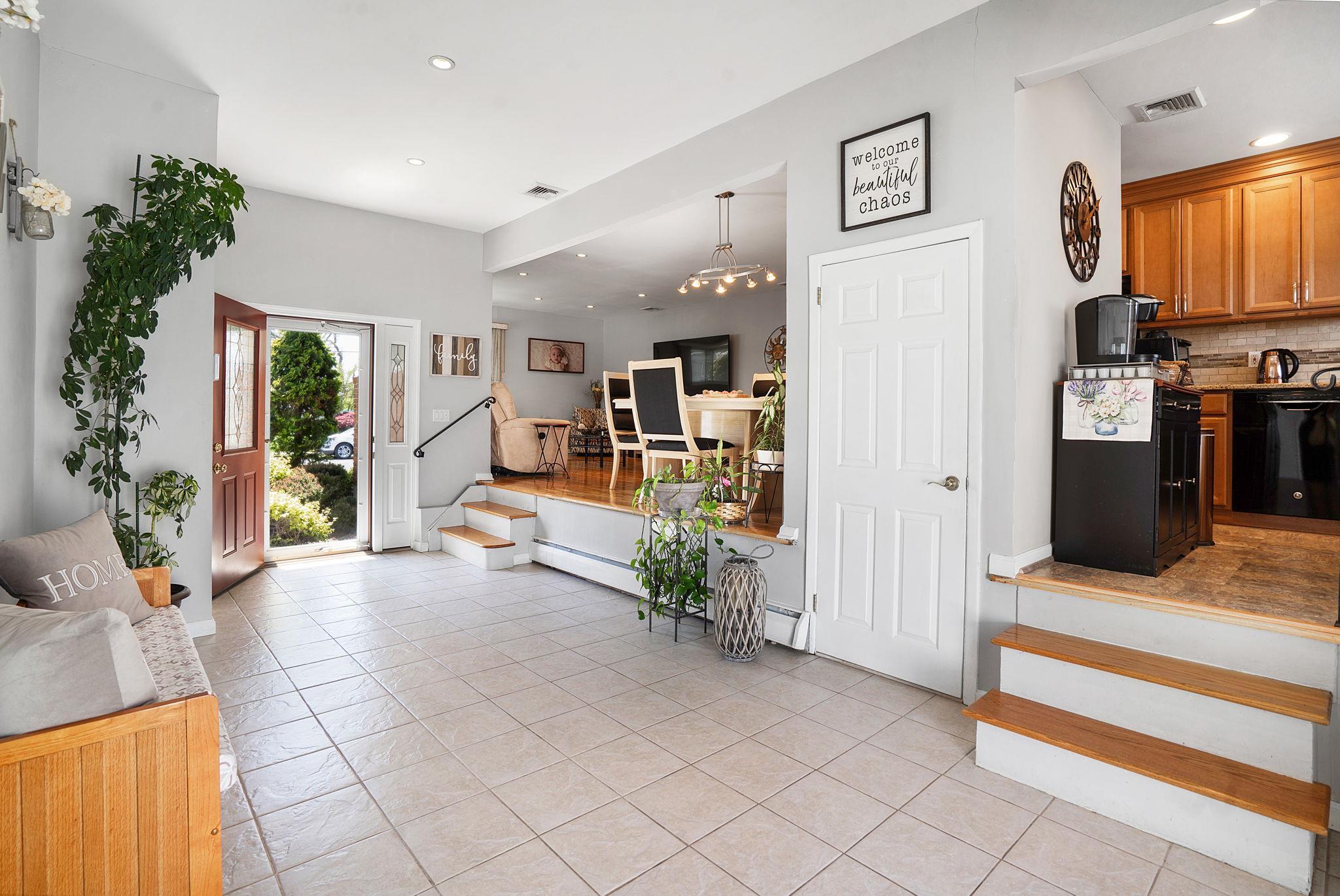 Single Family Spielman  Nassau County, NY 11735, MLS-858399-5