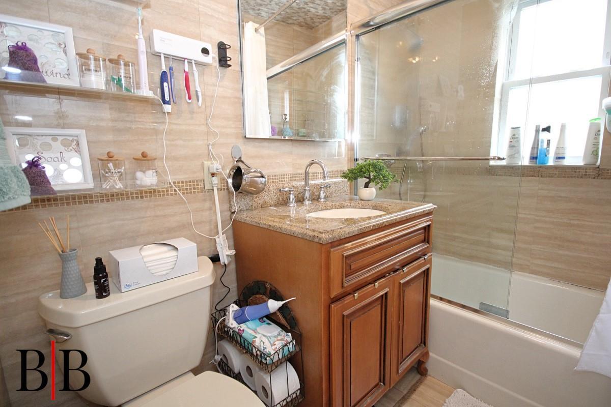 Single Family East 34  Brooklyn, NY 11234, MLS-858400-17