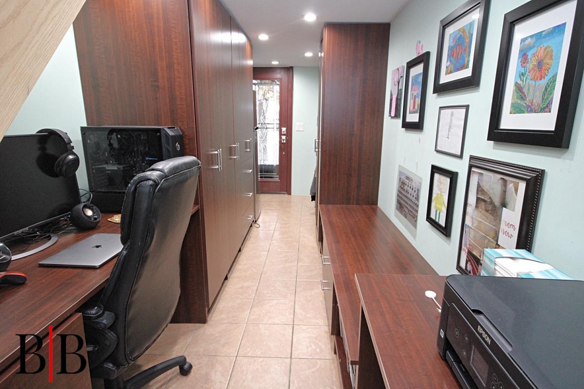 Single Family East 34  Brooklyn, NY 11234, MLS-858400-20