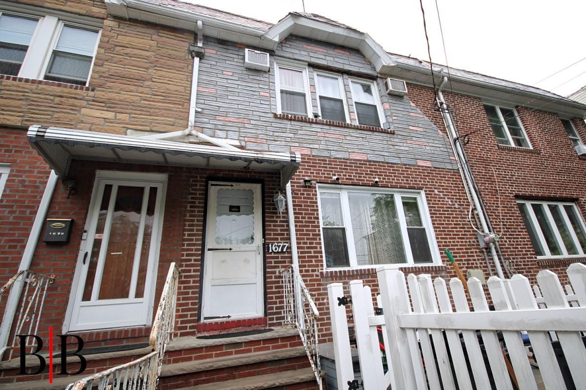 Single Family East 34  Brooklyn, NY 11234, MLS-858400-3