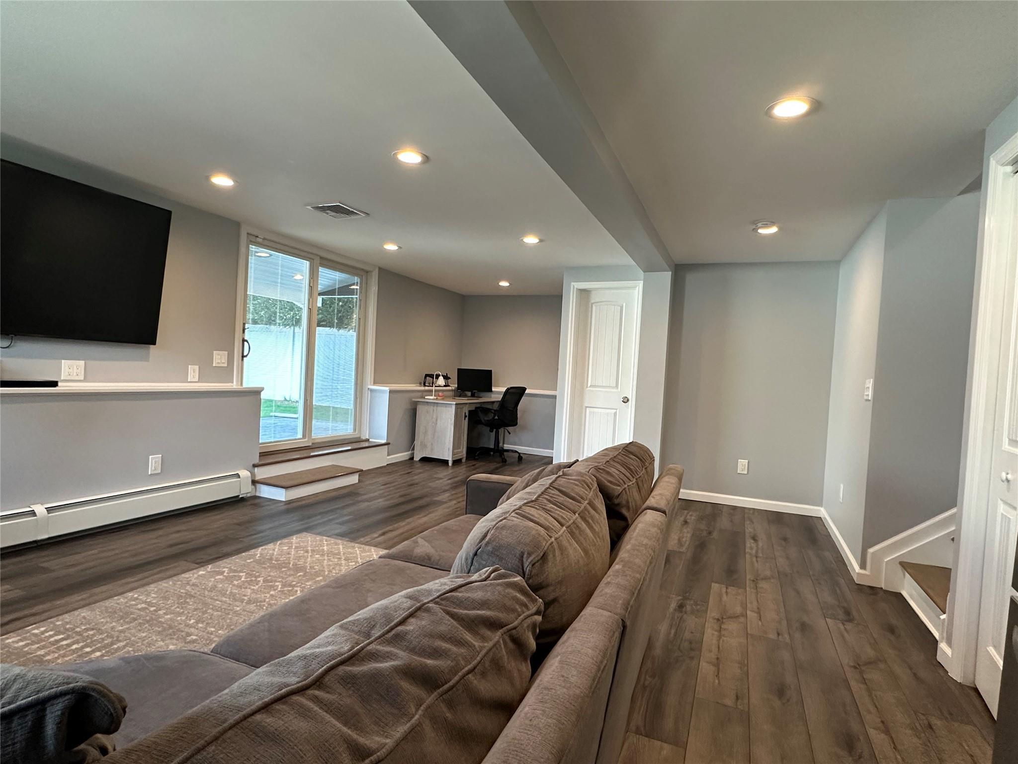 Single Family Utica  Nassau County, NY 11758, MLS-858403-30