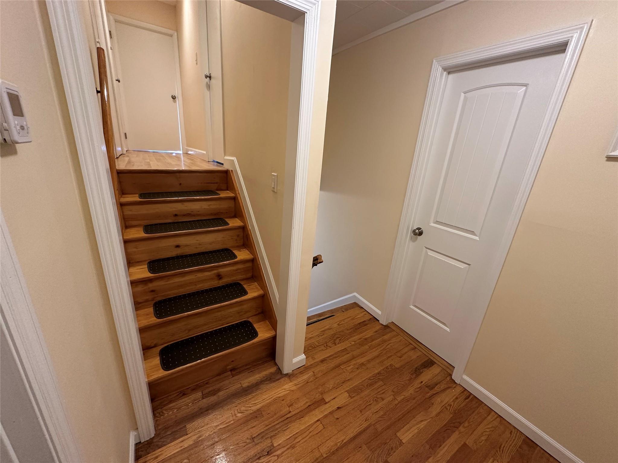 Single Family Utica  Nassau County, NY 11758, MLS-858403-35