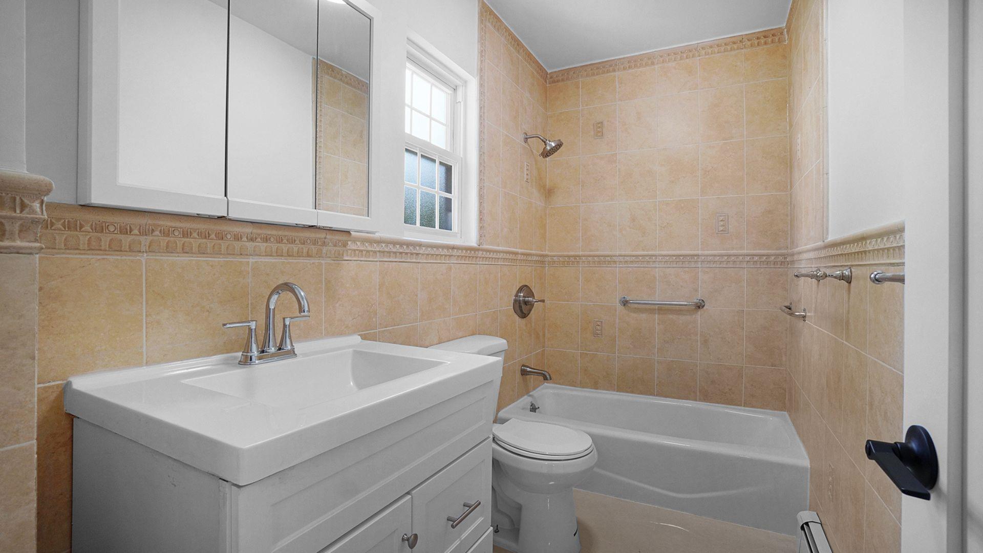 Single Family Boller  Bronx, NY 10475, MLS-858408-13