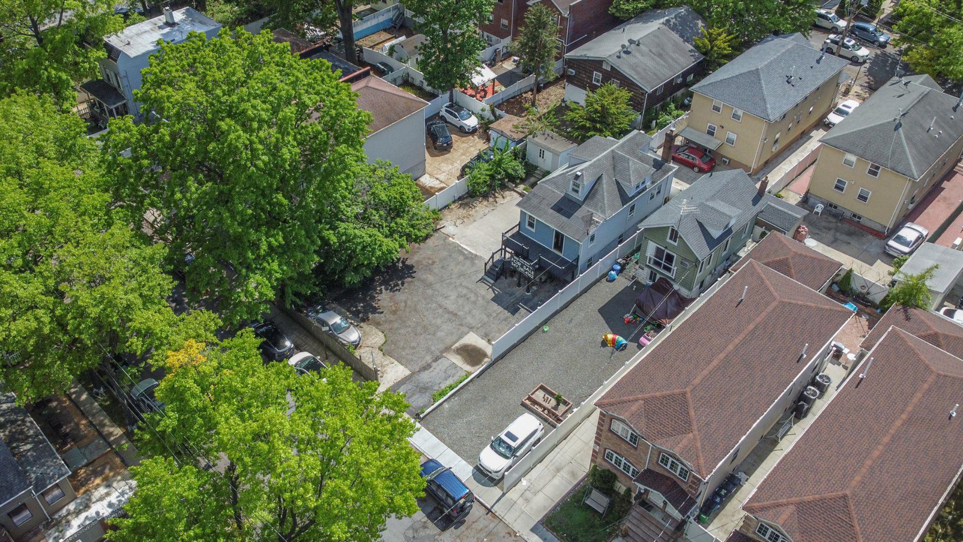 Single Family Boller  Bronx, NY 10475, MLS-858408-28
