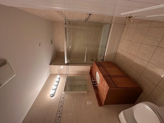 Apartment E. Broadway  Nassau County, NY 11561, MLS-858409-13