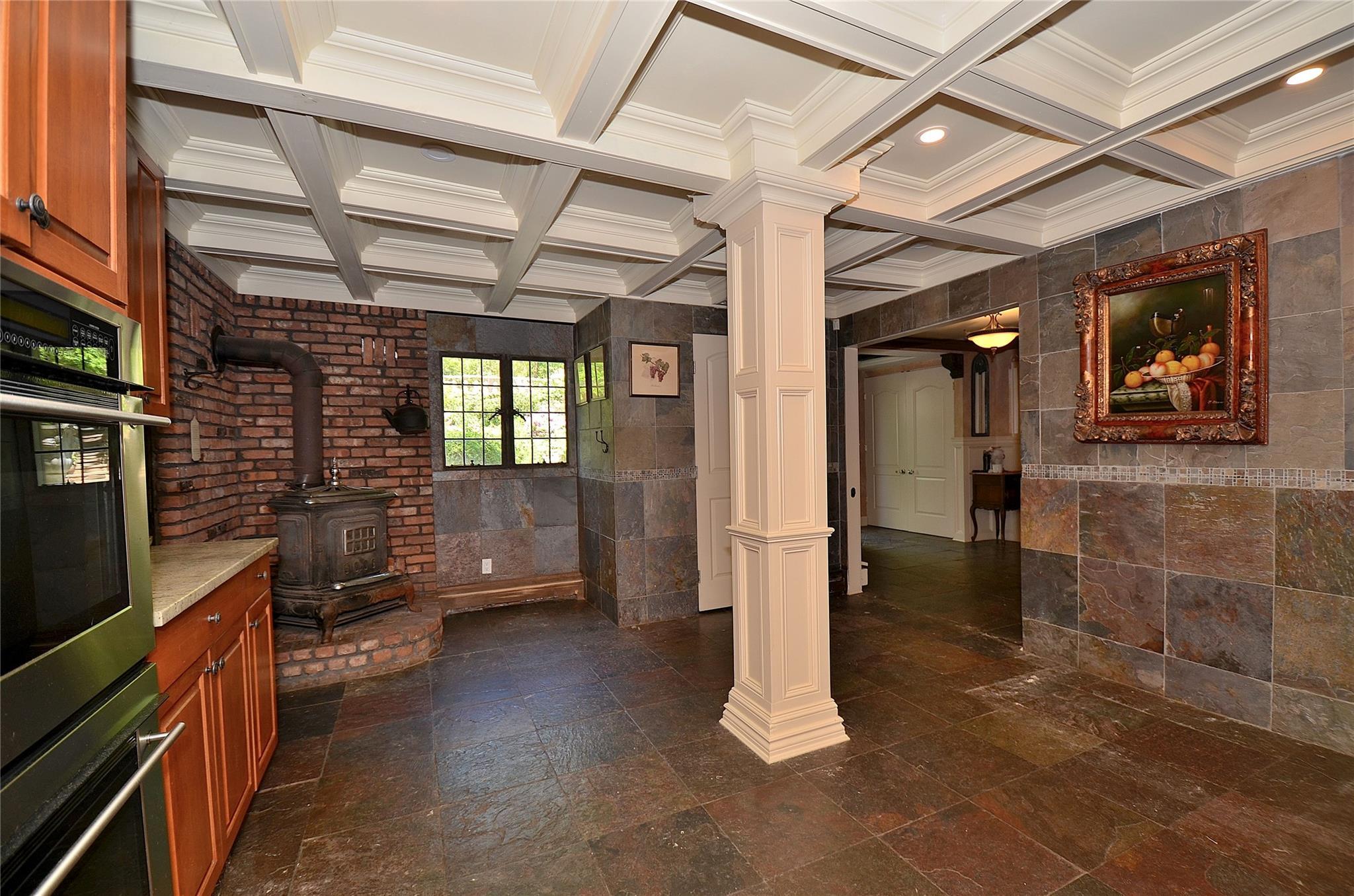 Single Family Dix Hills  Suffolk County, NY 11743, MLS-858411-29