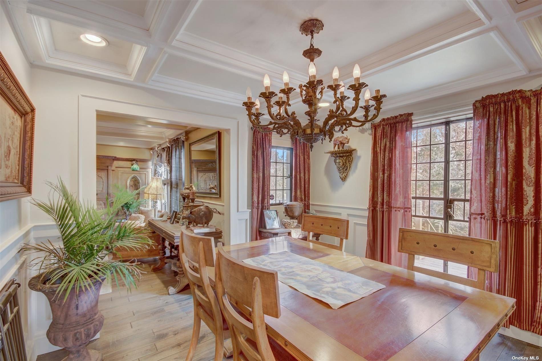 Single Family Dix Hills  Suffolk County, NY 11743, MLS-858411-8