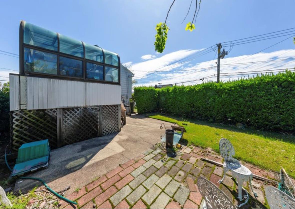 Single Family Van Buren  Nassau County, NY 11510, MLS-858413-20