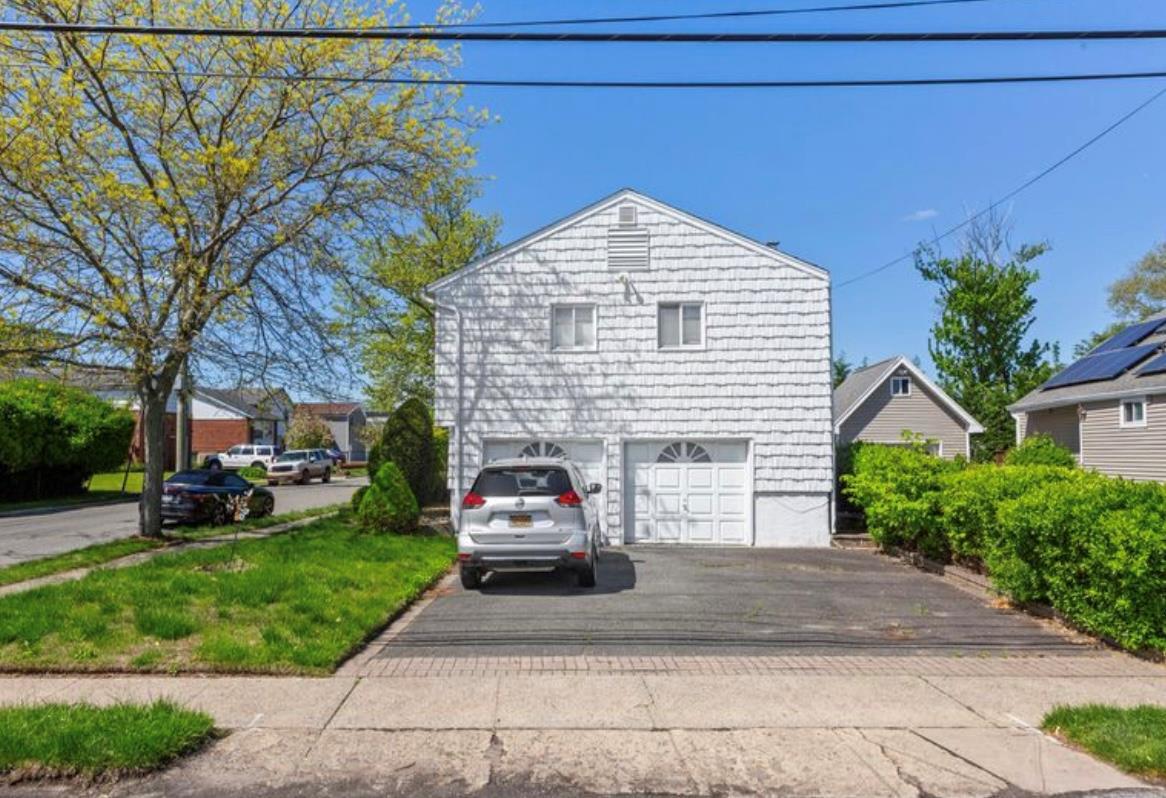 Single Family Van Buren  Nassau County, NY 11510, MLS-858413-3
