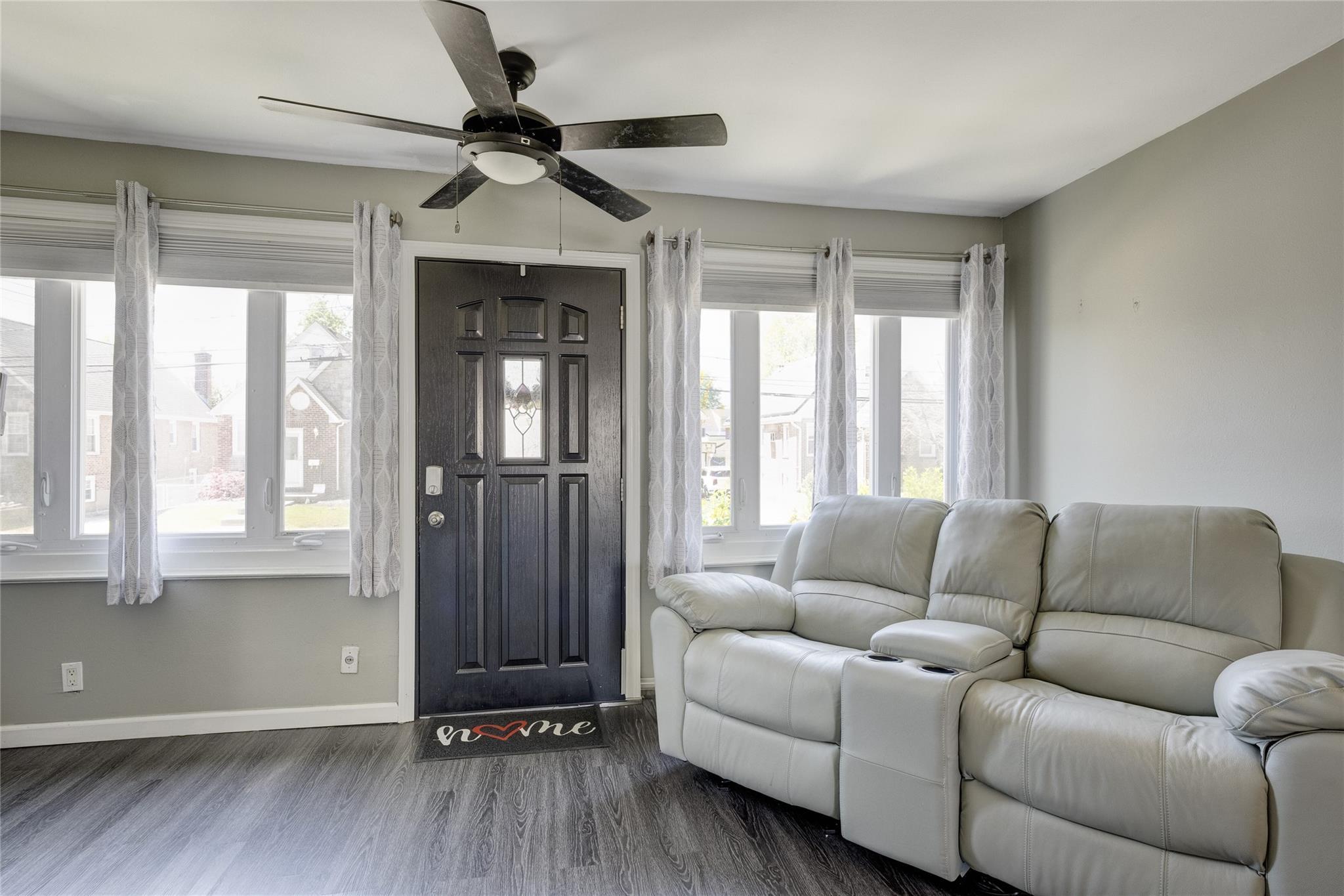 Single Family Garden  Nassau County, NY 11581, MLS-858426-3