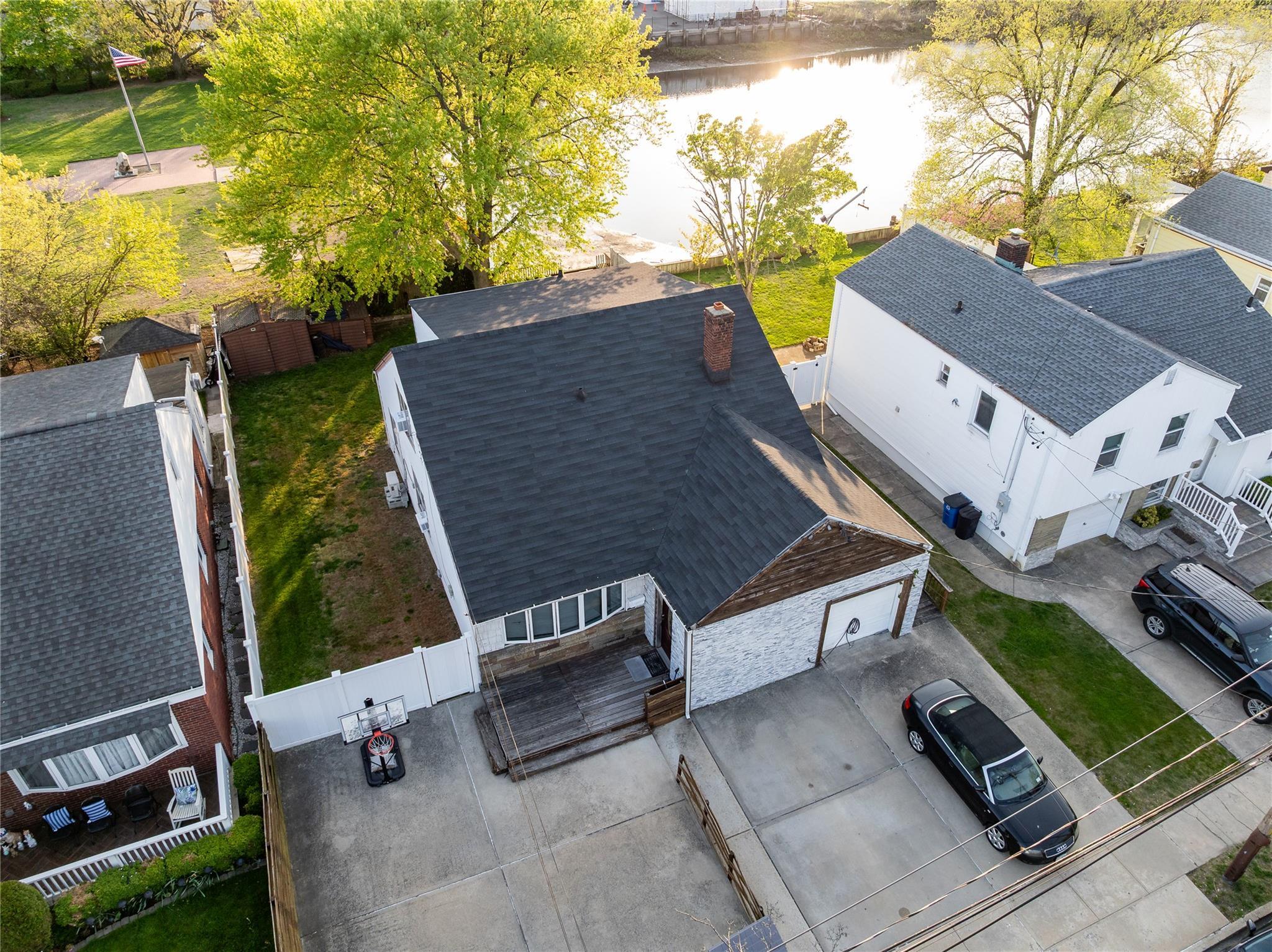 Single Family Oxford  Nassau County, NY 11516, MLS-858433-2