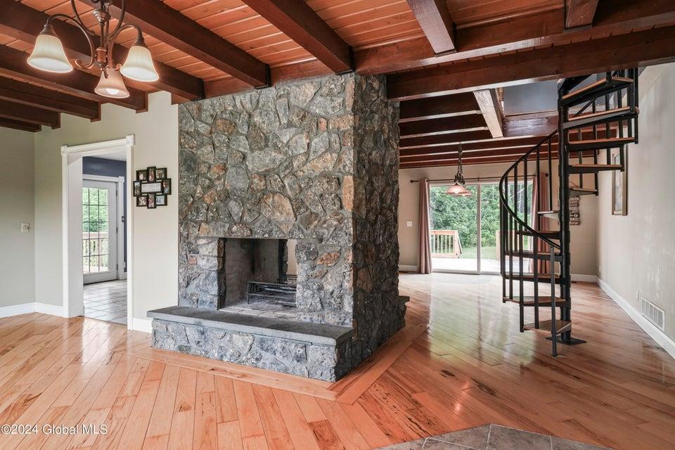 Single Family Gifford Hollow  Albany County, NY 12023, MLS-858439-10