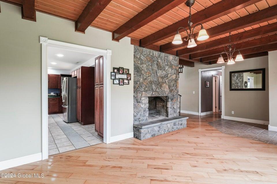 Single Family Gifford Hollow  Albany County, NY 12023, MLS-858439-12