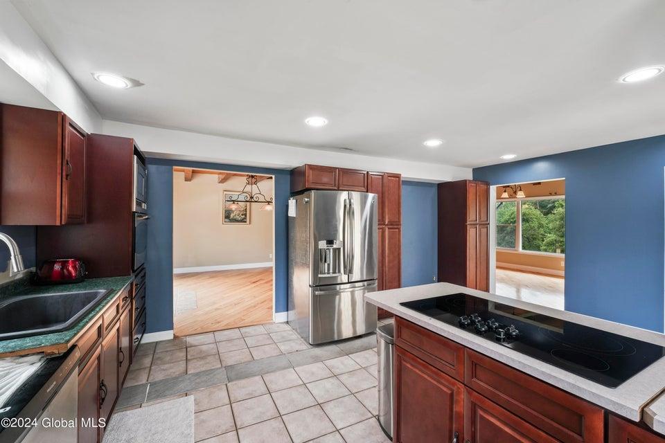 Single Family Gifford Hollow  Albany County, NY 12023, MLS-858439-20